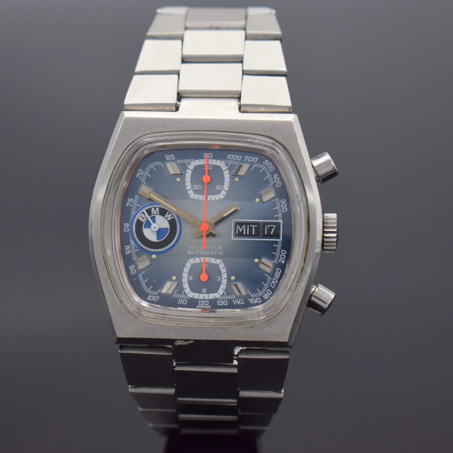 Detail c: BMW Herrenarmbanduhr mit Chronograph, Schweiz um 1970, Automatik, Edelstahlgeh. inkl. neutr. Gliederband m. Faltschl., Boden verschr., hellblaues ...