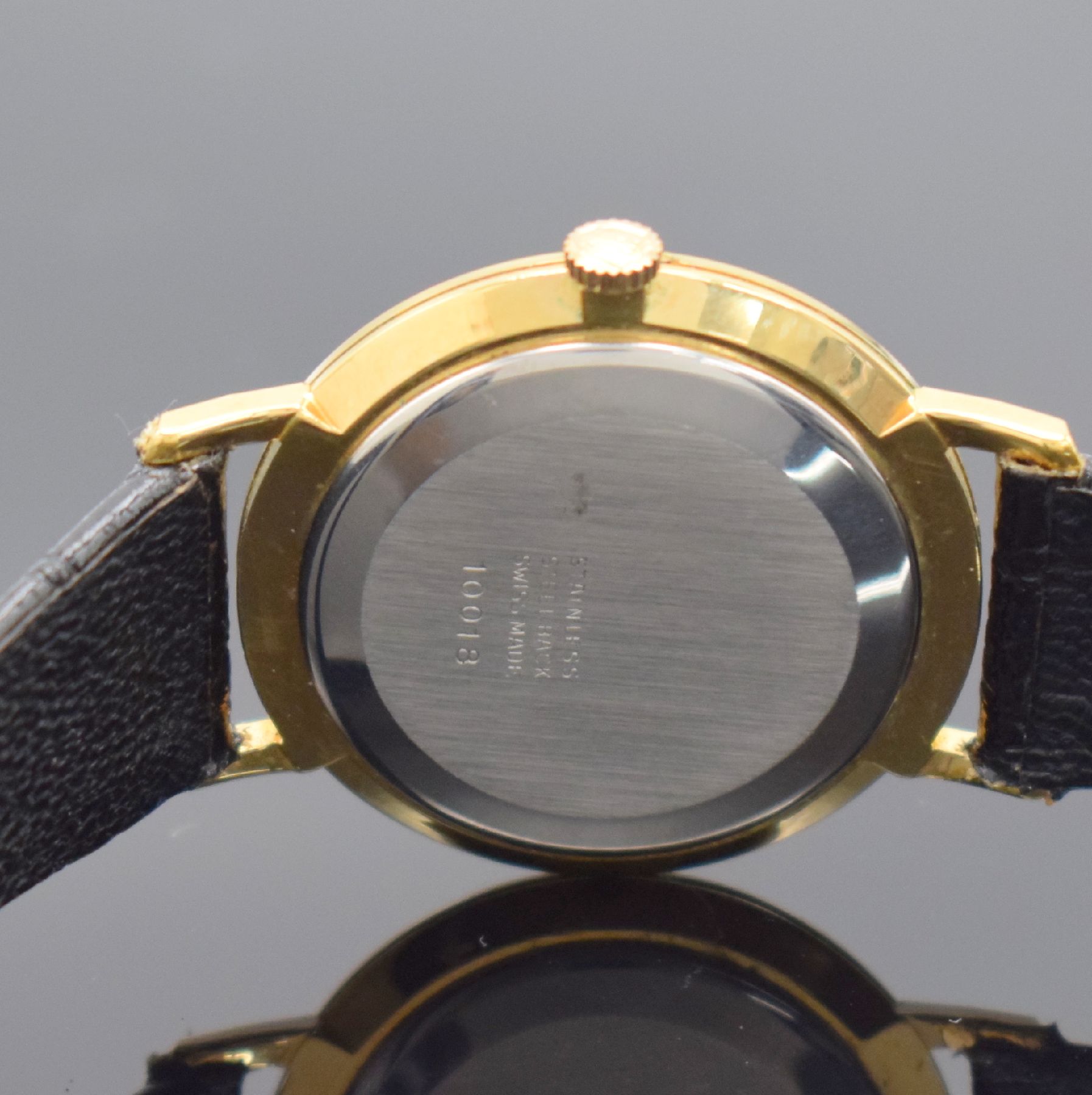 Detail f: JB Freimaurer vergoldete Armbanduhr, Schweiz um 1970, Handaufzug, Edelstahlboden aufgedr., weißes Zifferbl. m. Freimaurer Symbolen, geschw. Zeiger, ...