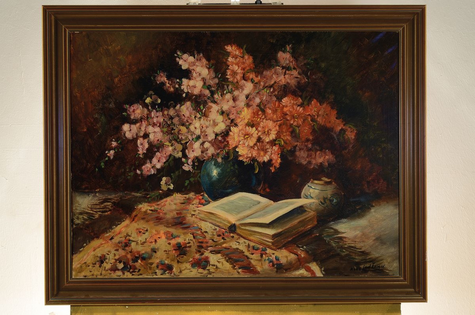 Detail k: Hans ter Teman, Maler des 20. Jh., Stillleben mit Blumen, Vase und aufgeschlagenem Buch, Öl/Lwd, rechts unten signiert, ca. 60x80cm, R. ca. 70x90cm