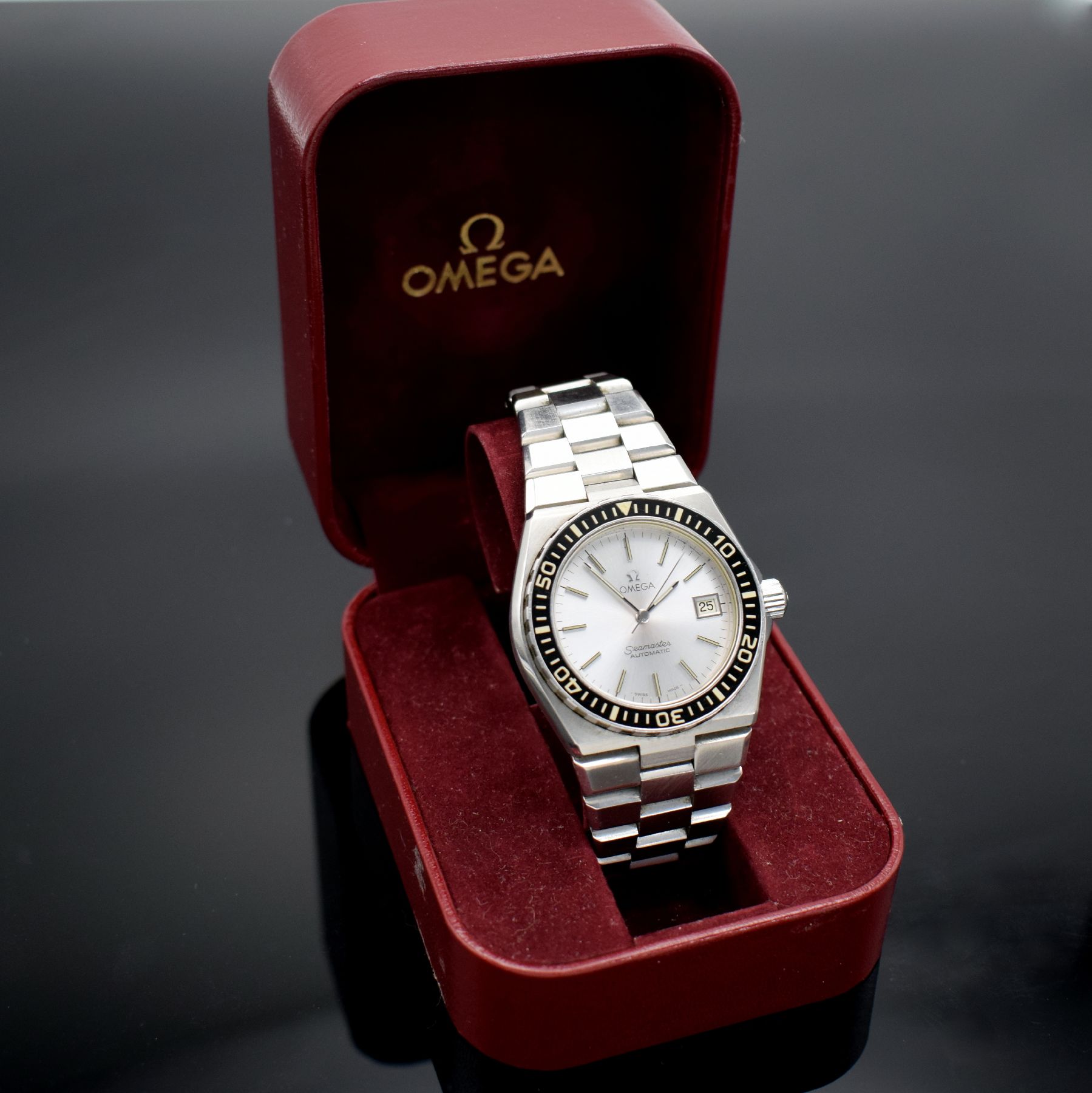 Detail m: OMEGA Seamaster sehr seltene sogenannte Baby Ploprof Herrenarmbanduhr mit silbernem Zifferblatt Referenz 166.0251 / 366.0858, Schweiz um 1979, ...