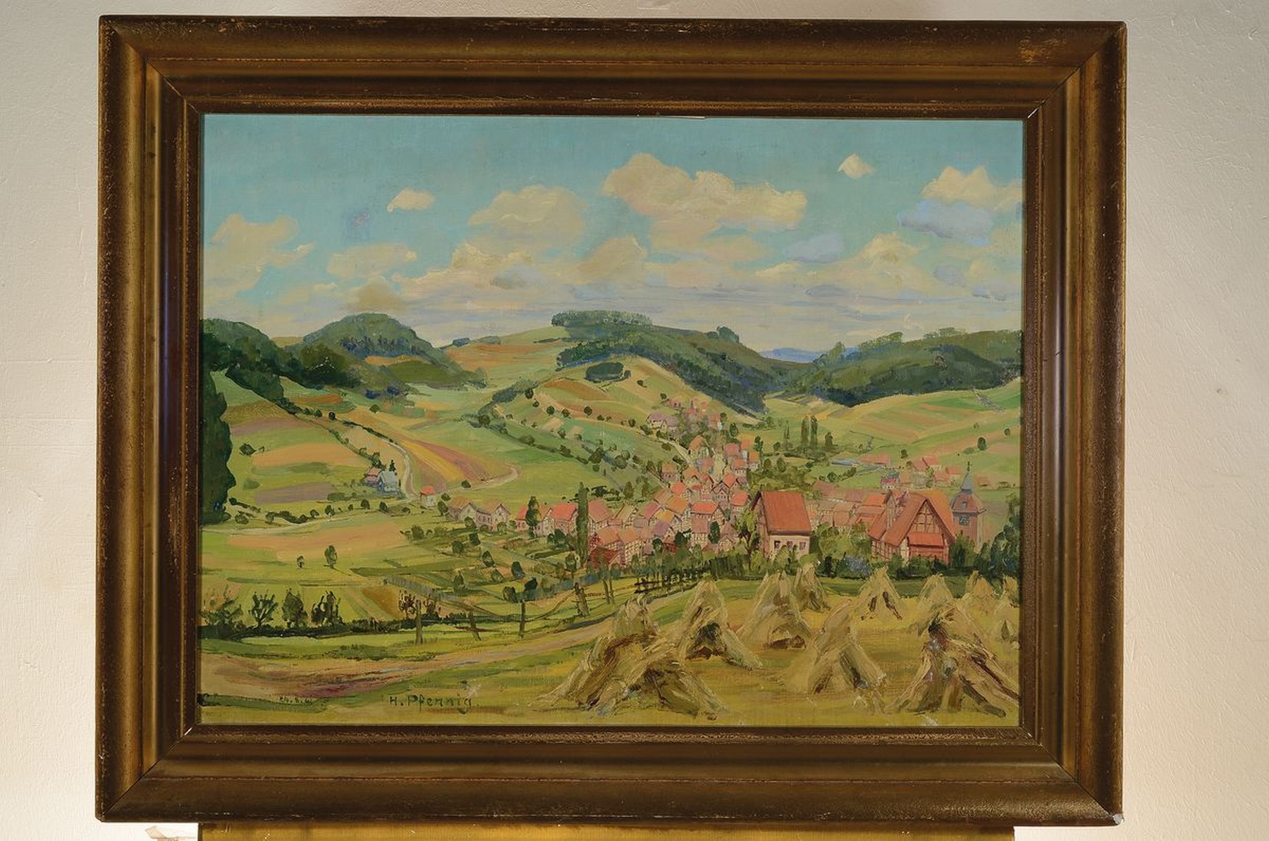Detail k: Hermann Pfennig, 1894 - 1973 Kassel, Studium an der Akademie Kassel bei Richard Jeschke, mitteldeutsche Landschaft mit im Tal gelegenem Dorf, links ...