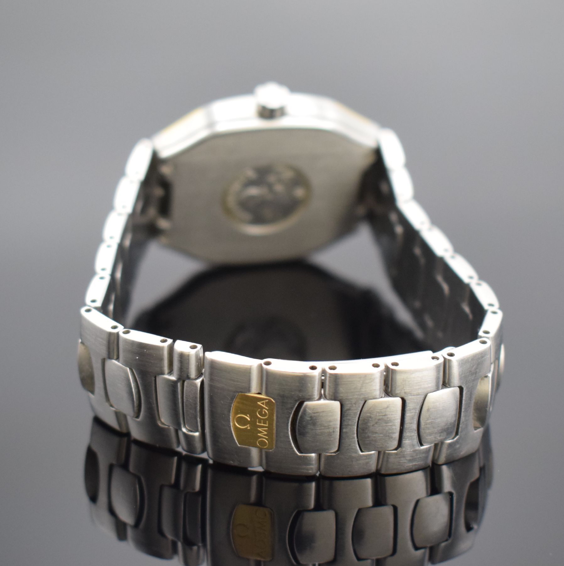 Detail d: OMEGA Seamaster Polaris Herrenarmbanduhr mit Multifunktionen, Schweiz um 1985, quarz mit digitaler & analoger Anzeige, Edelstahl teils m. Gold ...