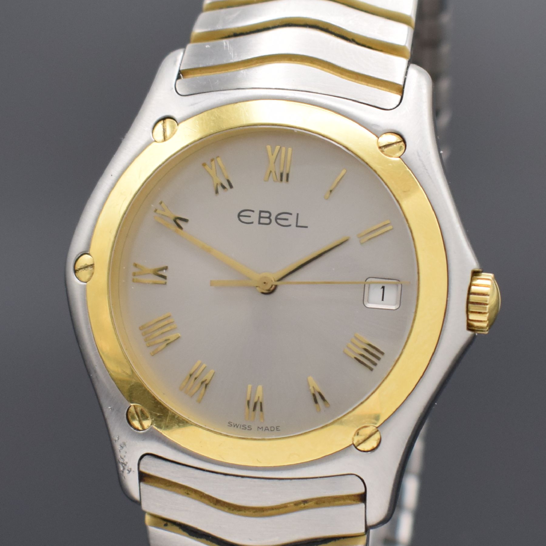 Detail a: EBEL Classic Wave Herrenarmbanduhr, Schweiz um 2000, Ref. 118F41, quarz, Edelstahl/Gold komb. inkl. orig. Gliederband m. dopp. Faltschl., Lünette ...