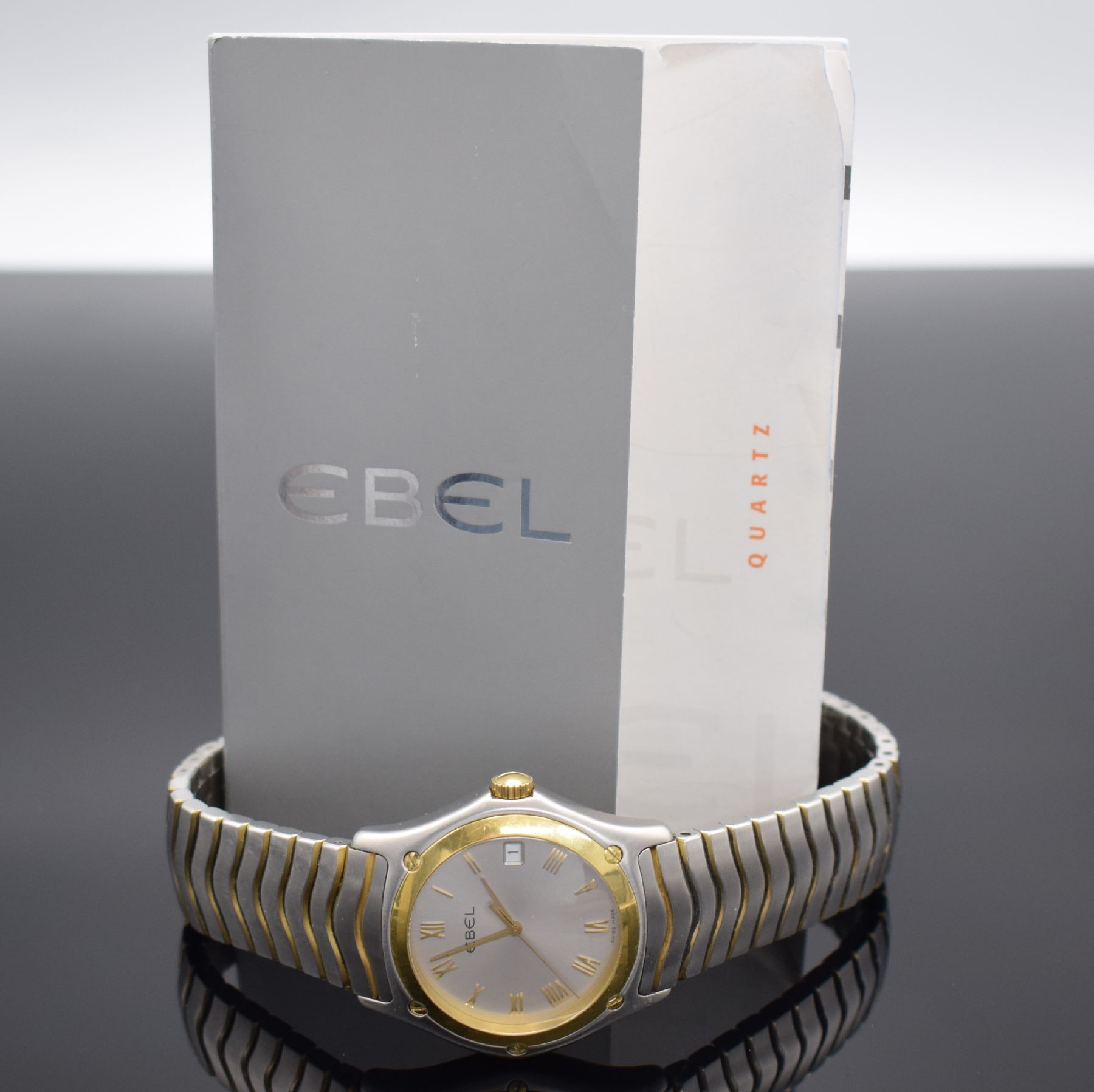 Detail d: EBEL Classic Wave Herrenarmbanduhr, Schweiz um 2000, Ref. 118F41, quarz, Edelstahl/Gold komb. inkl. orig. Gliederband m. dopp. Faltschl., Lünette ...