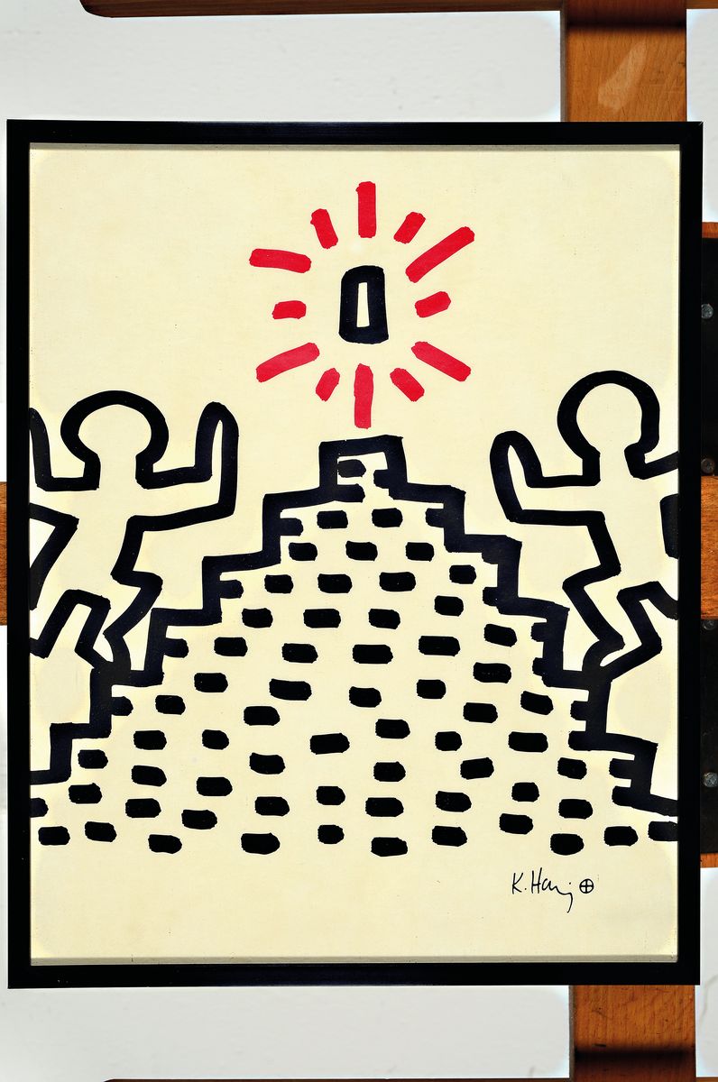 Detail m: Keith Haring, 1958-1990, 4 Serigraphien in schwarz und rot von 1982, alle drucksigniert, je ca. 29x22cm, u.Gl., R. ca. 30x23cm