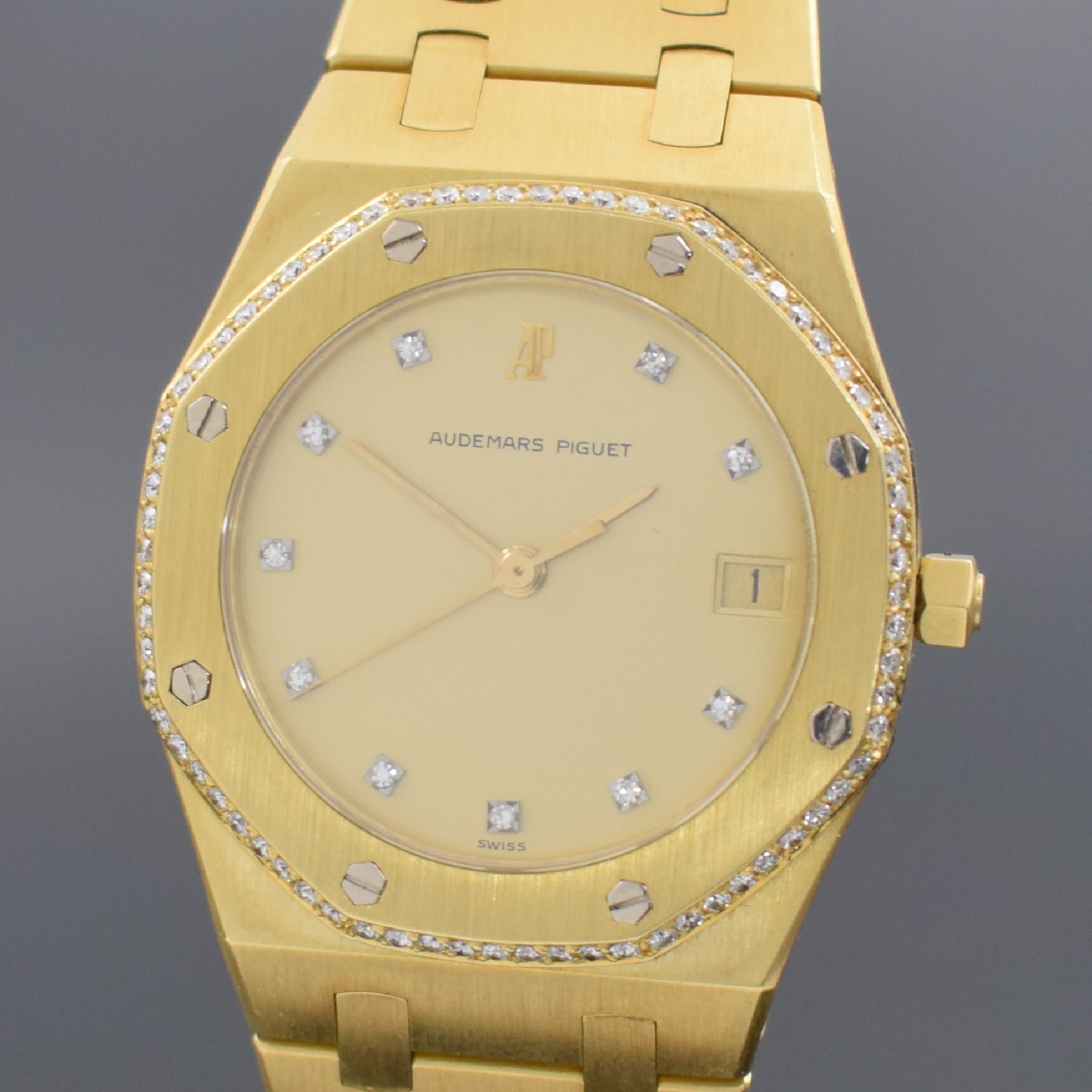 Detail b: AUDEMARS PIGUET nahezu neuwertige, ikonische Herrenarmbanduhr Serie Royal Oak in GG 750/000 mit Diamanten, original Etui & Papieren, Design von ...