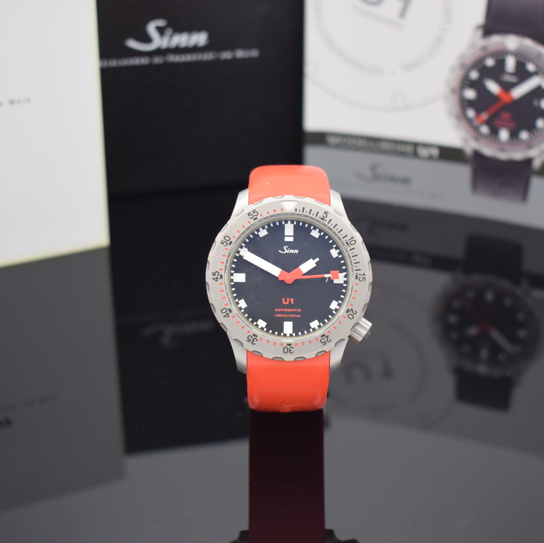 SINN Herrenarmbanduhr U1 Referenz 1010.010, Automatik, U-Boot-Stahl-Gehäuse inkl. Kautschukband, Faltschl. m. Tauchverlängerung, Boden & Krone ...