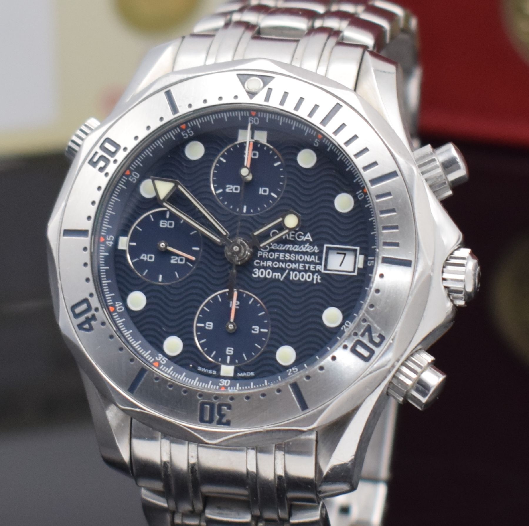 Detail a: OMEGA Armbandchronograph Seamaster Professional Referenz 378.0504, Automatik, Schweiz um 1998, Chronometer in Edelstahl inkl. Gliederband m. ...