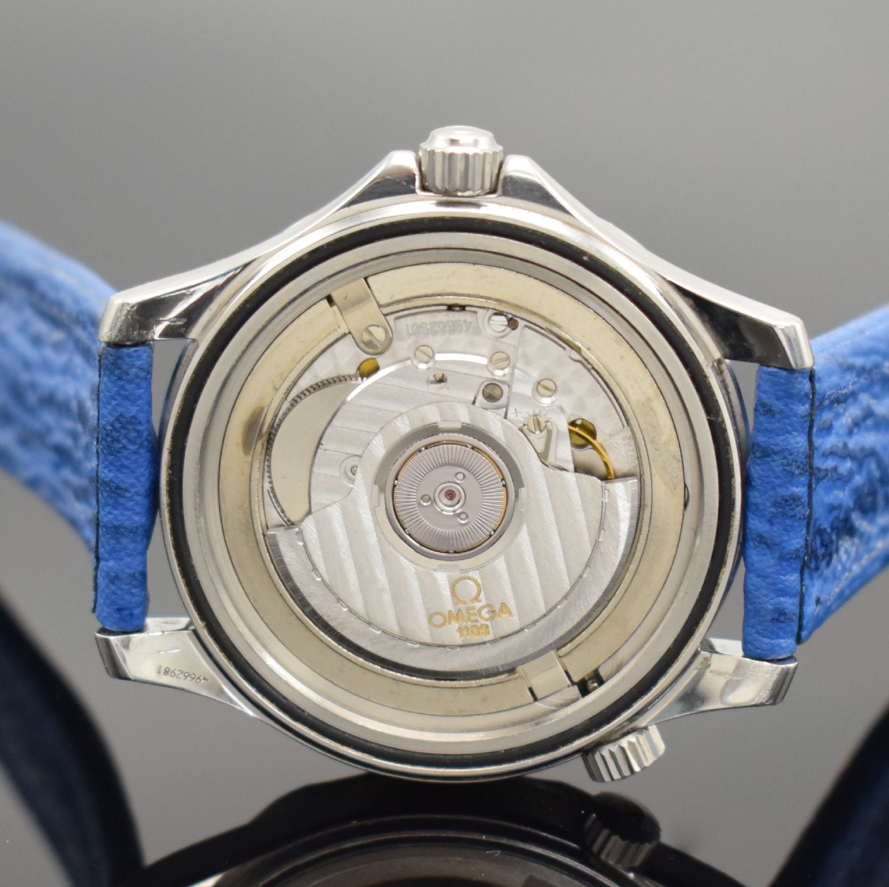 Detail f: OMEGA Seamaster Professional Chronometer 300m/1000ft Herrenarmbanduhr, Schweiz um 1986, Automatik, Ref. 168 1503 / 368 1503, verschr. Edelstahlgeh., ...