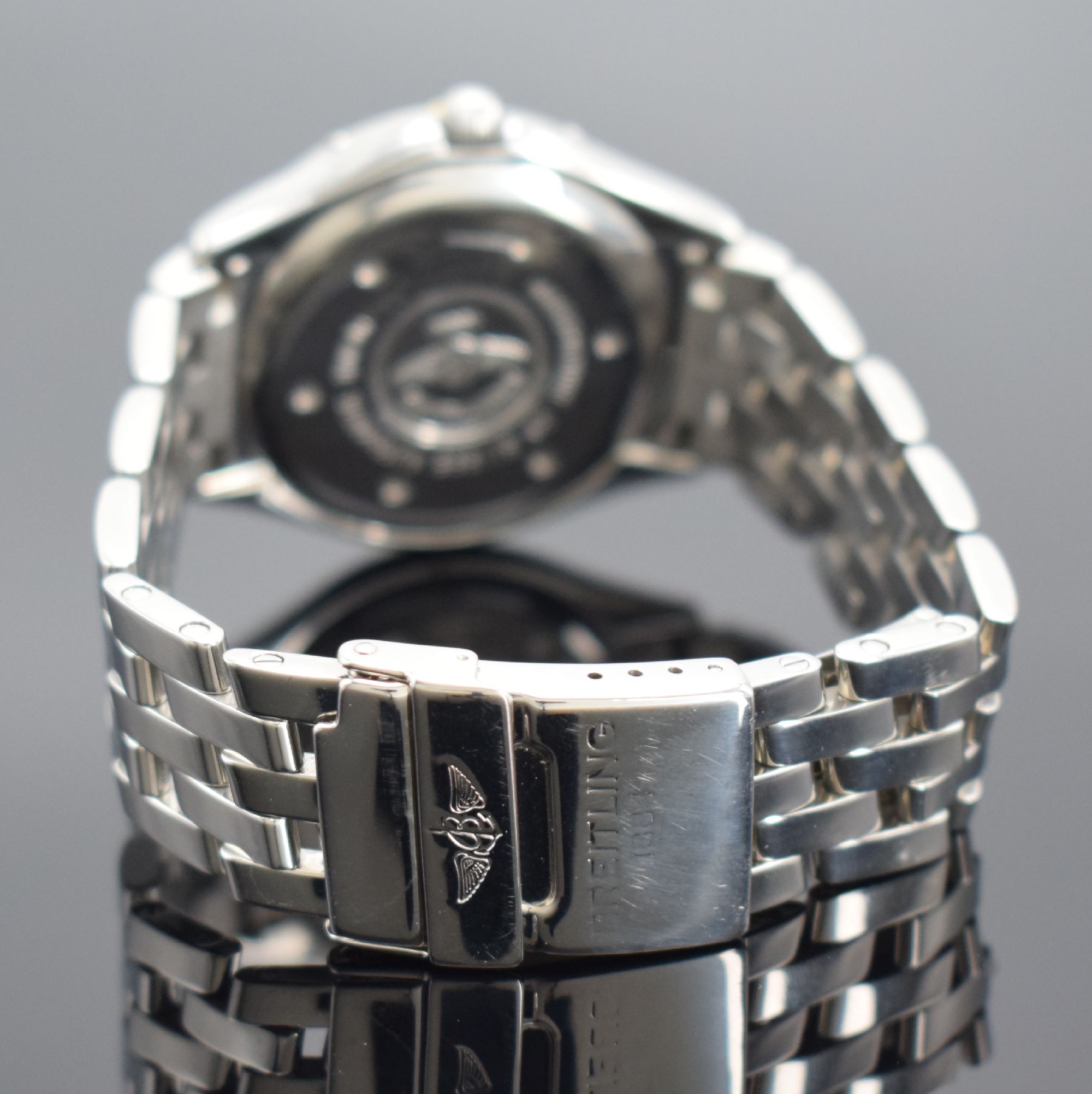 Detail c: BREITLING Antares World Herrenarmbanduhr mit 2er Zeitzone, Schweiz um 1995, Automatik, Ref. B 32047, verschr. Edelstahlgeh. inkl. Pilotband m. ...