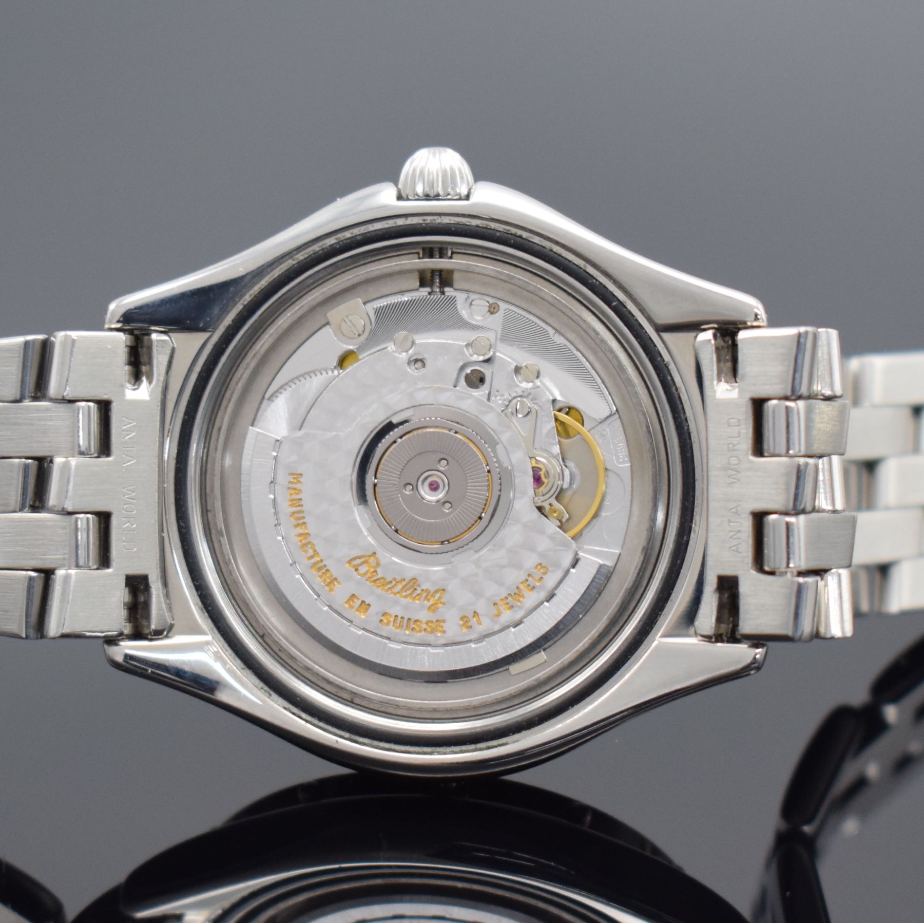 Detail e: BREITLING Antares World Herrenarmbanduhr mit 2er Zeitzone, Schweiz um 1995, Automatik, Ref. B 32047, verschr. Edelstahlgeh. inkl. Pilotband m. ...