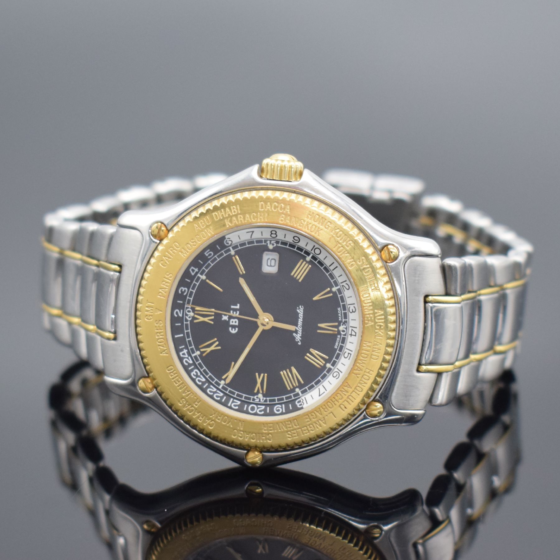 Detail b: EBEL Voyager Herrenarmbanduhr, Schweiz um 1990, Automatik, Ref. 1124913, Edelstahlgeh. inkl. orig. Gliederband m. Faltschl., Boden 8-fach verschr., ...