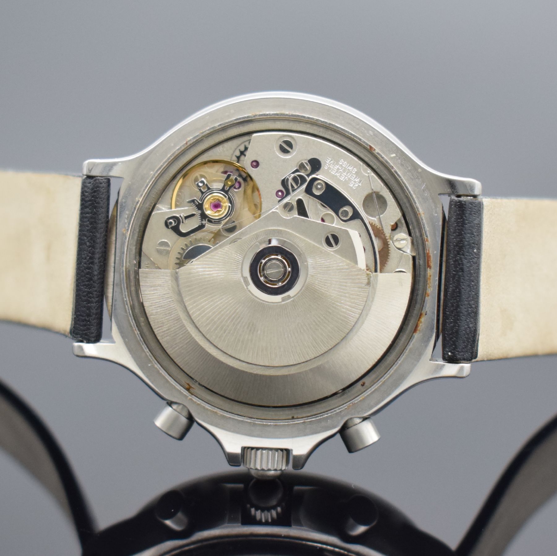 Detail e: ROYAL NAVY Military Herrenchronograph, Schweiz um 1995, Automatik, Edelstahlgeh., Boden aufgedr., schwarzes Zifferbl. m. Leuchtind., Leuchtzeiger, ...