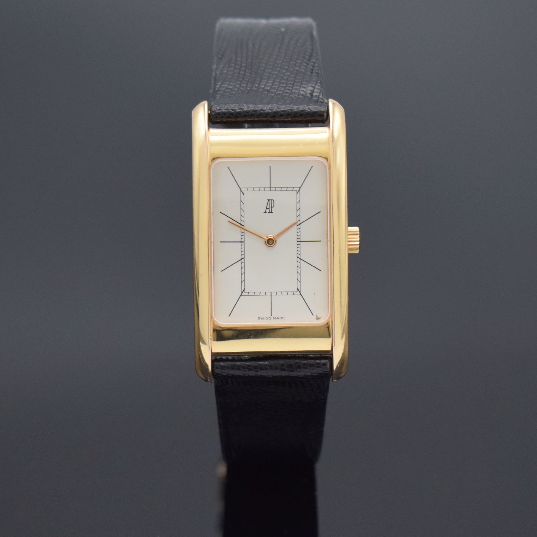 AUDEMARS PIGUET Armbanduhr in RoséG 750/000, Schweiz um 1995, Handaufzug, Boden aufgedr., neutr. Lederband m. orig. RoséG 750/000 Dornschl., neutr. ...