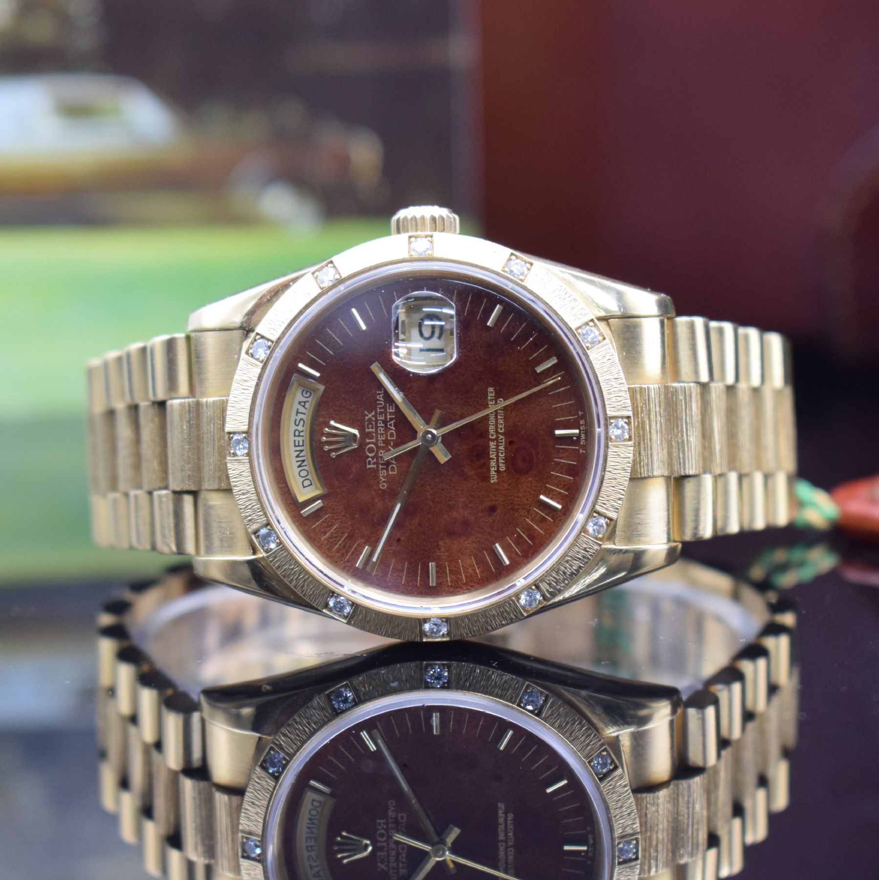 Detail f: ROLEX Oyster Perpetual Day-Date Herrenarmbanduhr in GG 750/000 Referenz 18248, Schweiz um 1990, Automatik, L-Serie, verschr. Oystergehäuse inkl. ...