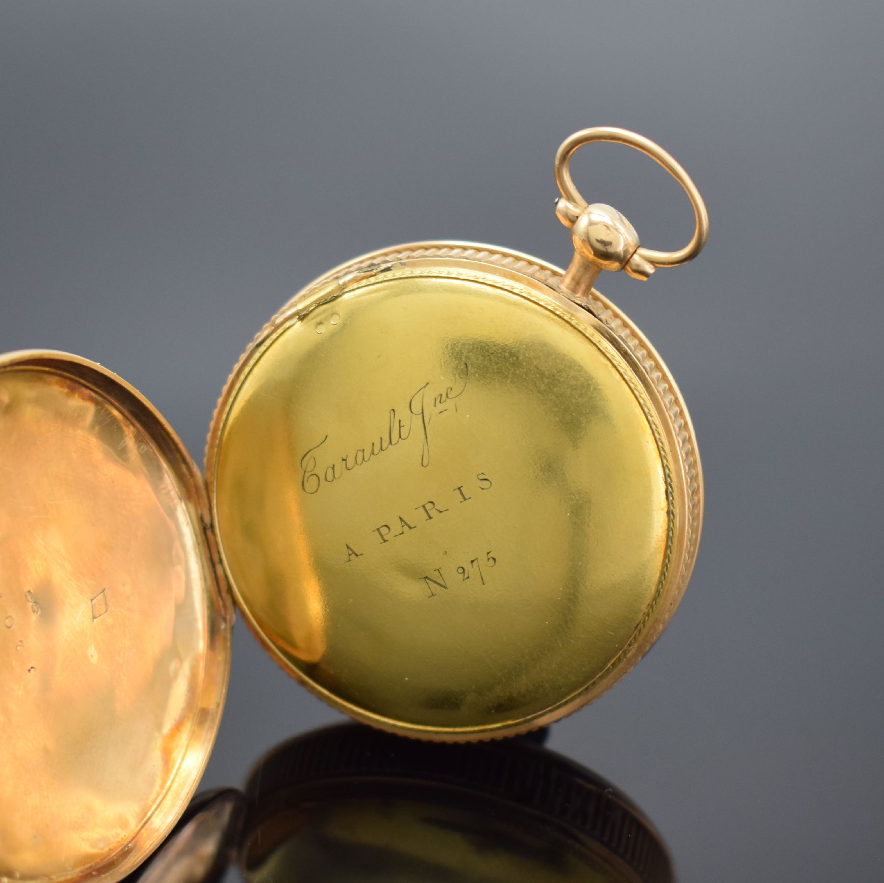 Detail c: Offene Spindeltaschenuhr bezeichnet Tarault in GG 750/000, Frankreich um 1820, Geh. dell., Scharnierboden & Glasrand, Metallcuvette, Emailzifferbl. ...