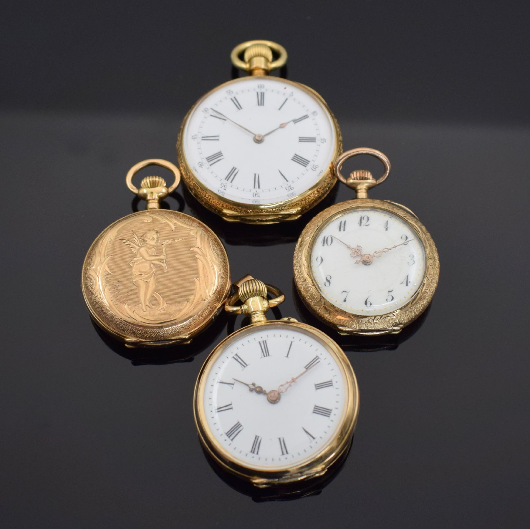 Detail a: 3 offene Damentaschenuhren & 1 Savonette in GG/RoséG 585/000 & 750/000, Schweiz um 1890 -1910, 1x 3 Deckel-Goldgeh. dell., 2x Goldgeh. dell., ...
