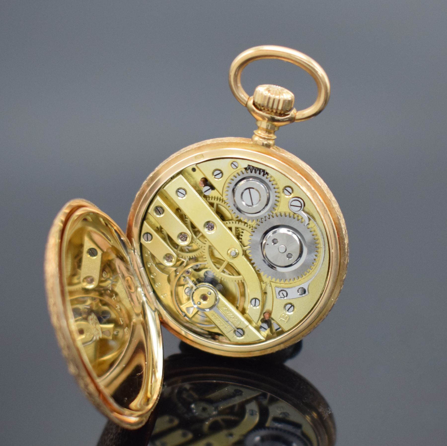 Detail h: BOREL FILS & CIE Savonette & 1 offene Damentaschenuhr in RoséG 585/000, Schweiz um 1890-1900, 1.) guill. 3 Deckel Goldgeh., Sprungdeckel floral ...