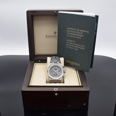 26425246g - AUDEMARS PIGUET chronograph series Royal Oak Offshore "Elephant" reference 26470ST.OO.A104CR.01, self winding, stainless steel including original leather strap with original buckle, on both sides sapphire glazed, octagonal bezel 8-times screwed, gray Tapisserie-dial with black sub-dials, display of hours, minutes, constant second & date, diameter approx. 42 mm, original box & papers, condition 2