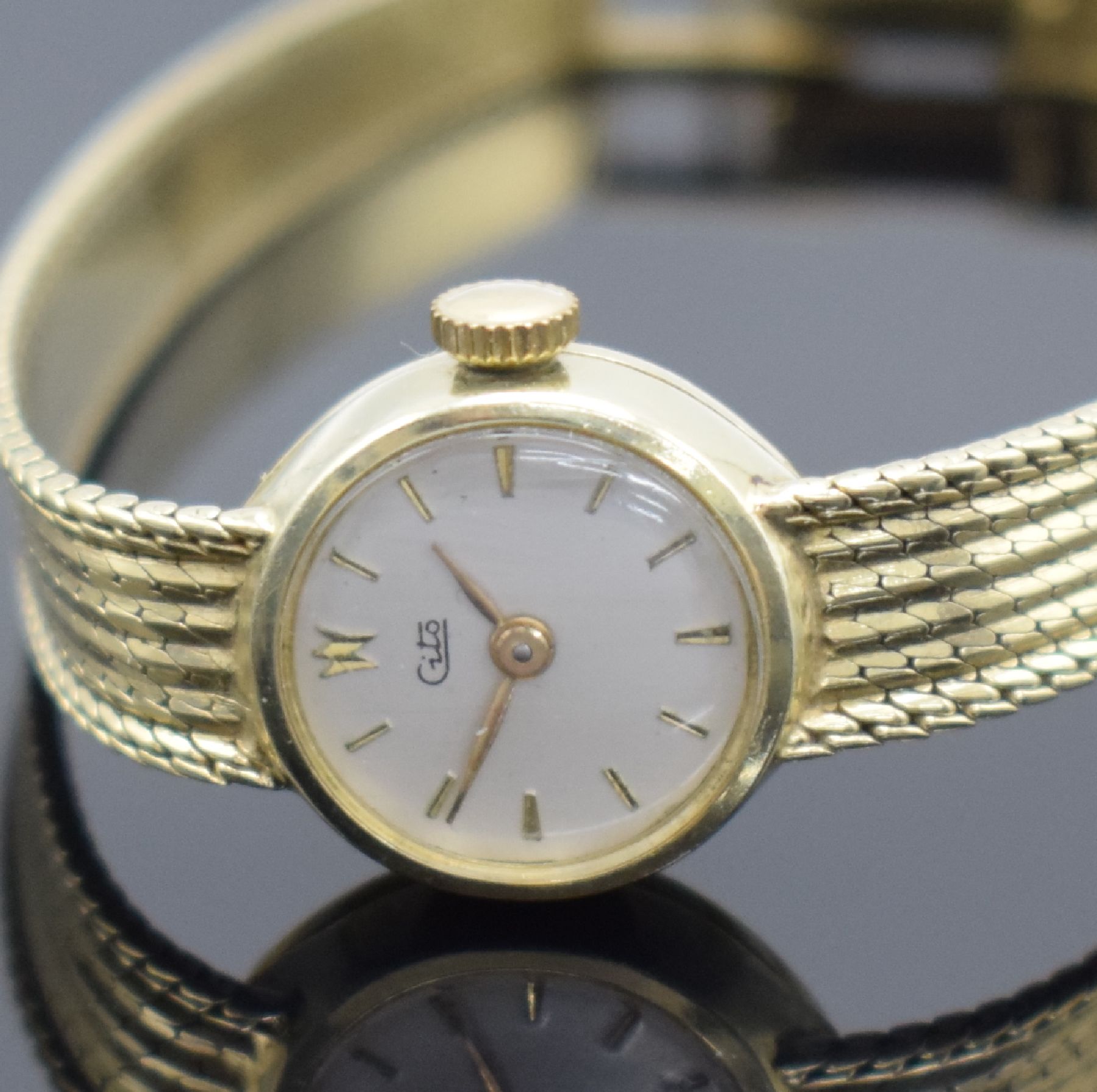 Detail a: Damenarmbanduhr & Damentaschenuhr in GG & RG 585/000, Schweiz um 1960 / 1890, Handaufzug, 1.) Armbanduhr m. Milanaiseband, rotverg. Werk Kal. AS ...