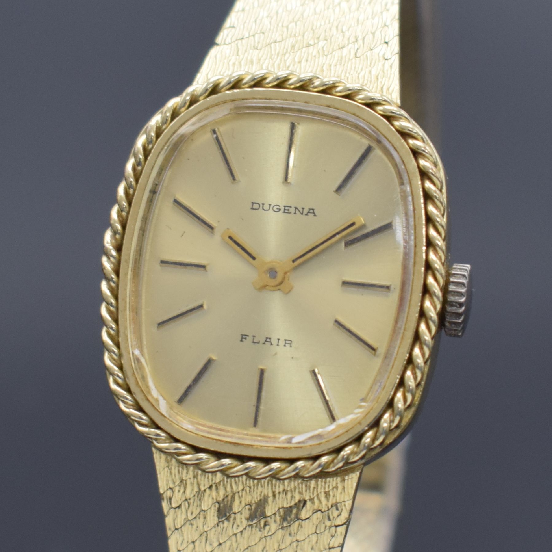 Detail a: DUGENA Flair Damenarmbanduhr in GG 585/000, Deutschland/Schweiz um 1970, Handaufzug, 2- teil. Geh., Boden aufgedr., Milanaiseband in GG 585/000, ...