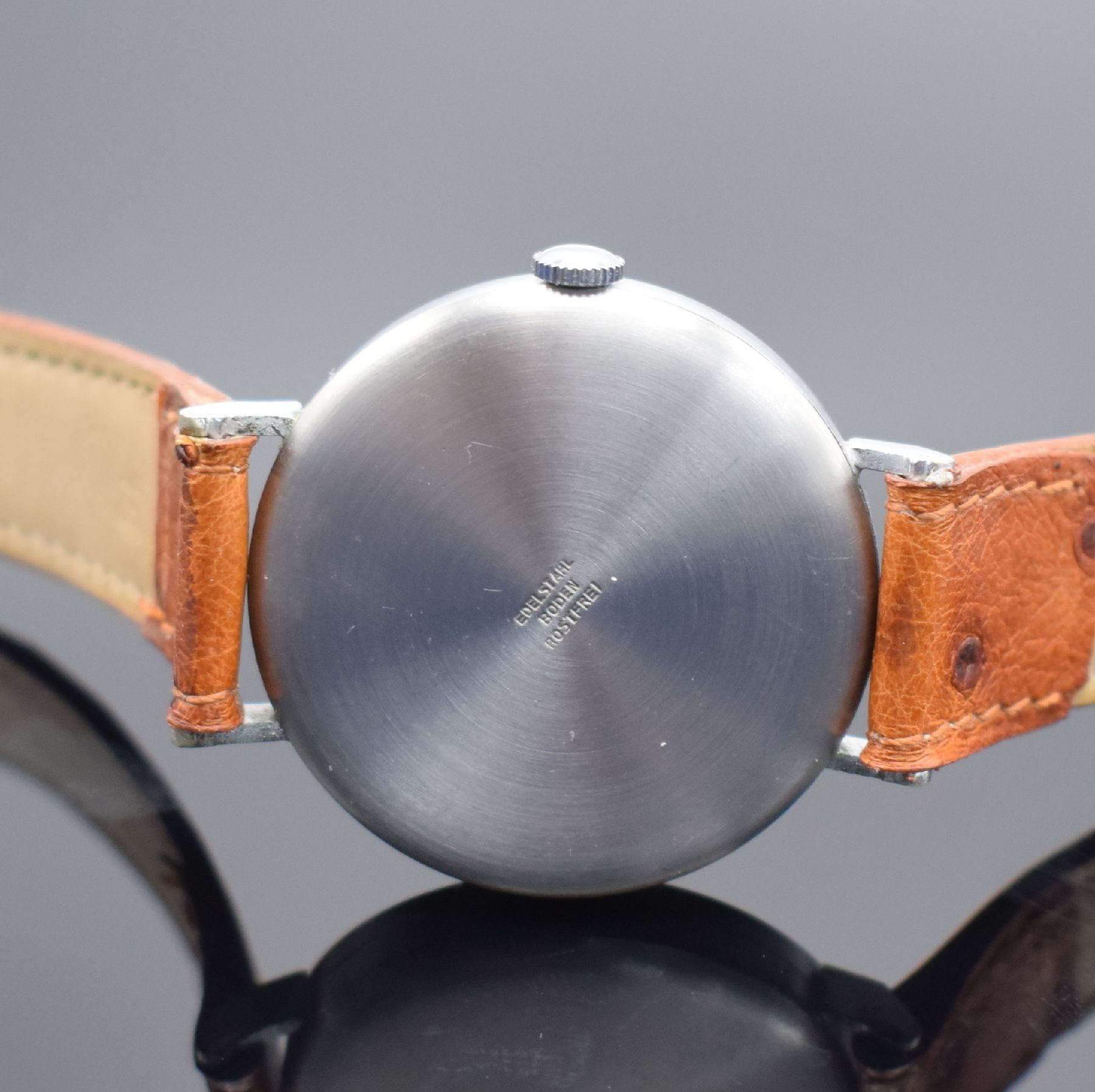 Detail b: ENICAR/CYMA/MARO Konvolut 3 Armbanduhren, Schweiz um 1940-1950, Alle Handaufzug, 1. ENICAR Sport, verschr. Stahlgeh., pat. Zifferbl., ...