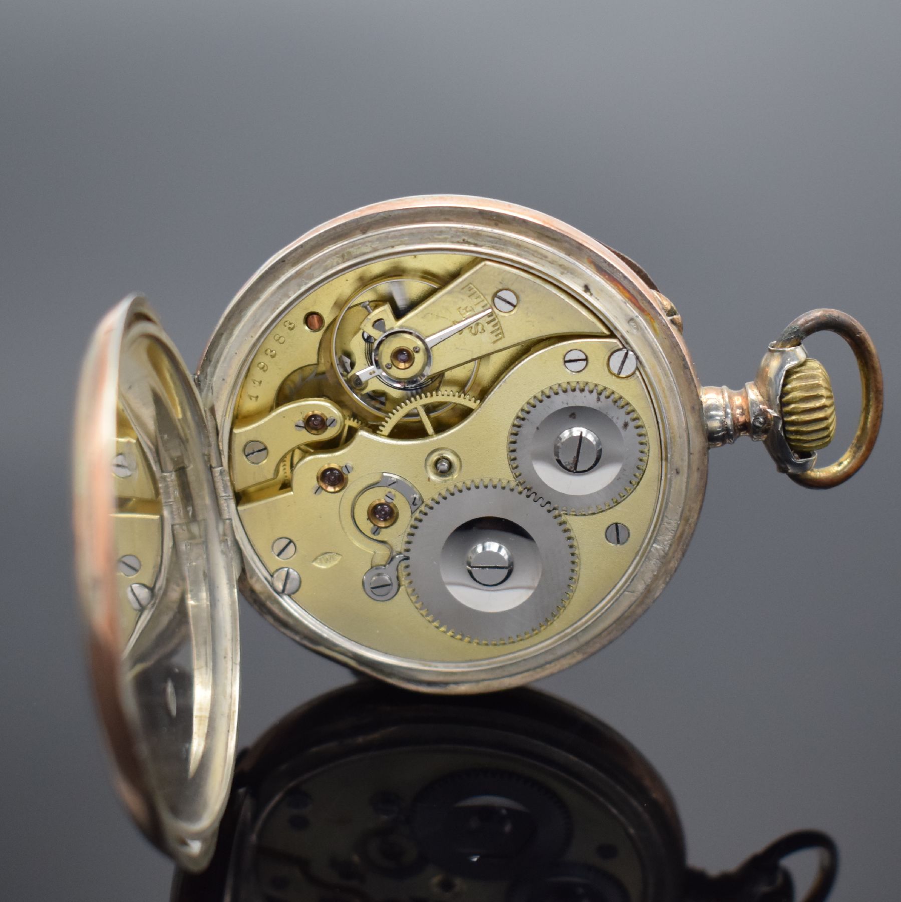 Detail i: IWC / ETERNA 2 offene Herrentaschenuhren in Silber, Schweiz um 1895/1920, guill. Geh. m. verg. Rändern dell./berieben, Emailzifferblätter riss., ...
