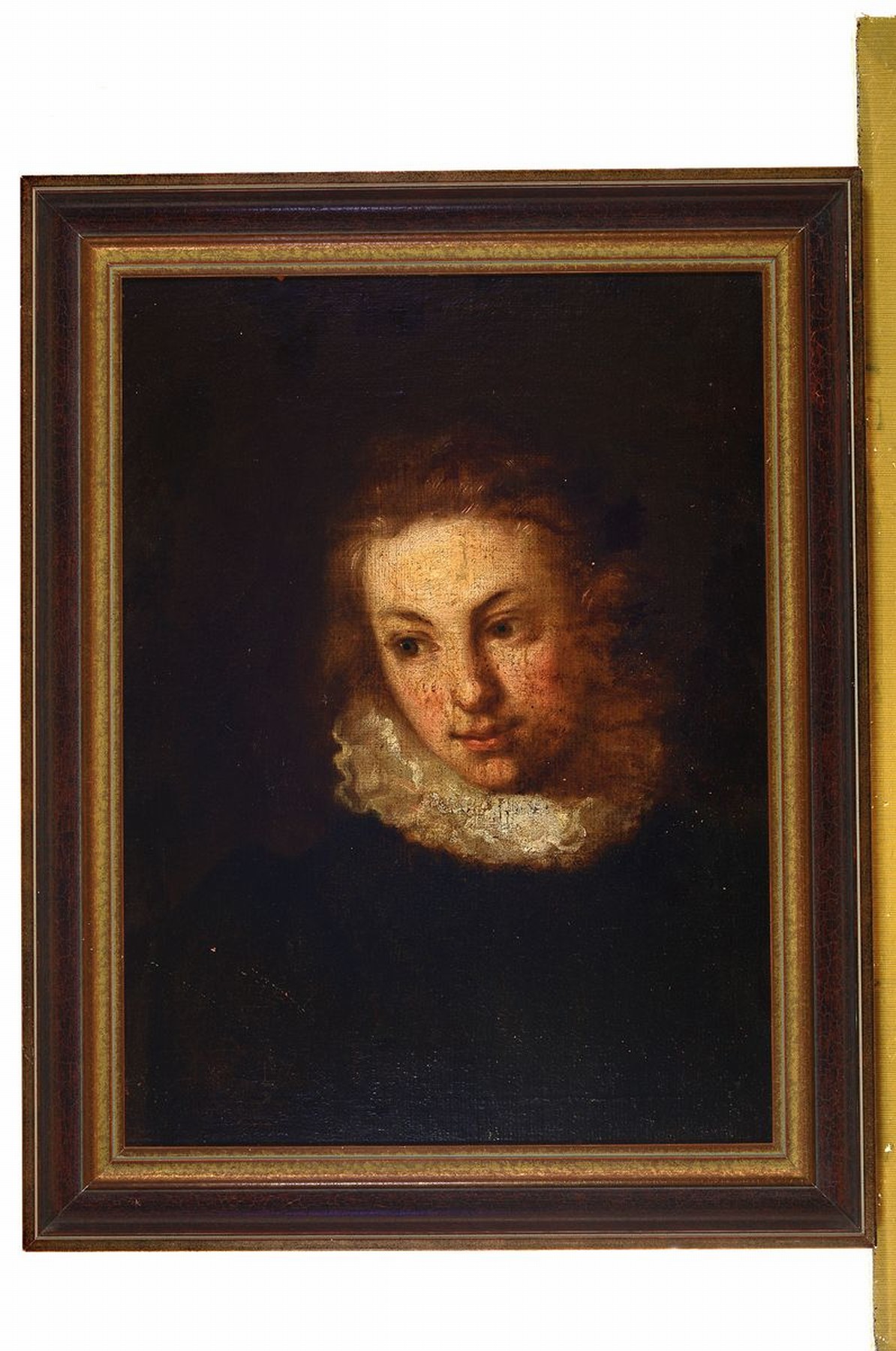 Detail k: Unbekannter Künstler, deutsch, um 1800, Porträt einer jungen Frau mit Spitzenkragen, Öl/Lwd/Platte, rest., ca. 50x37cm, R. ca. 60x47.5cm