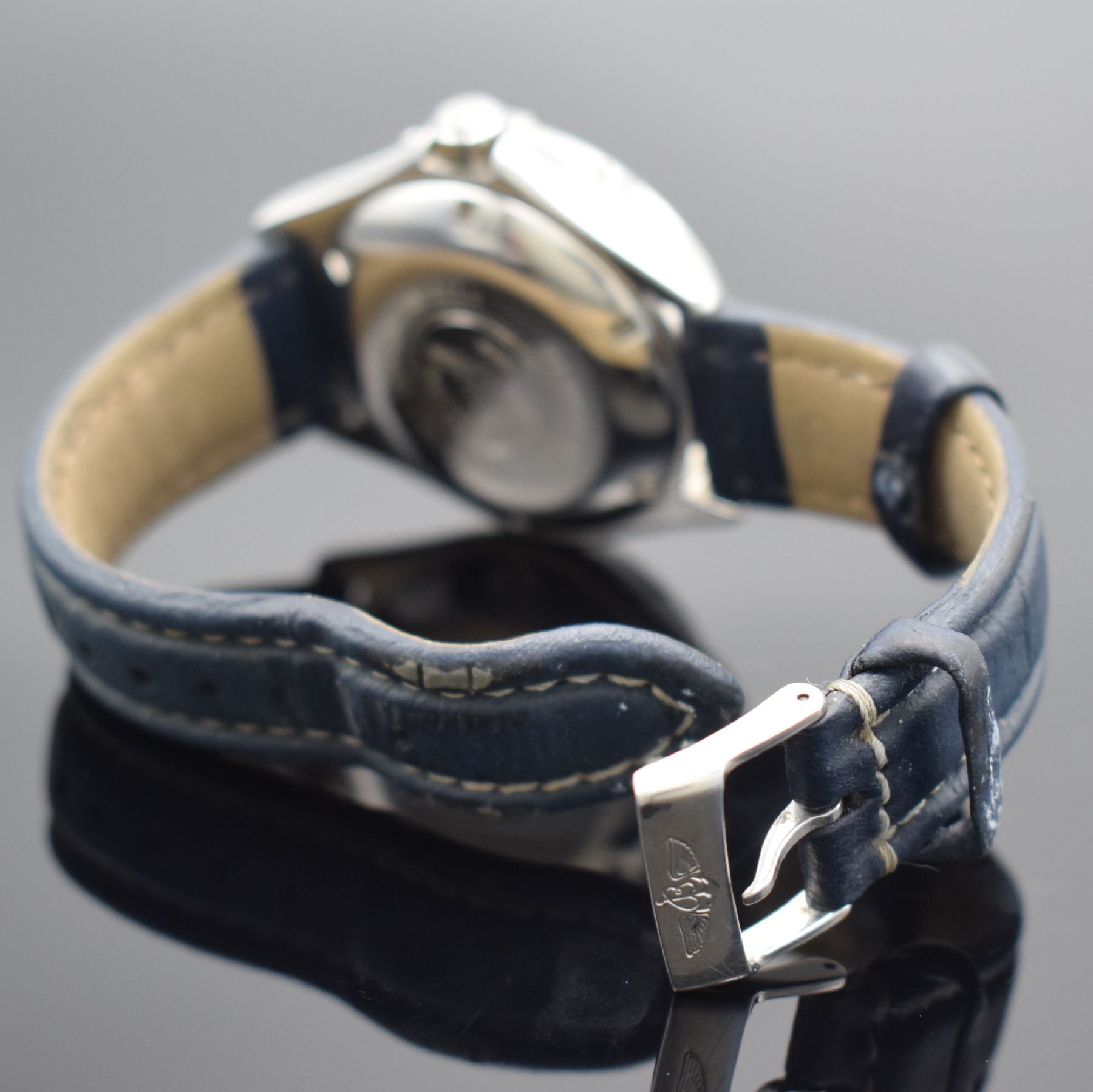 Detail c: BREITLING Superocean Herrenarmbanduhr in Edelstahl, Schweiz um 1995, Automatik, Ref. A17040, eins. drehbare Lunette m. 60er-Tlg., Glas verkr., ...
