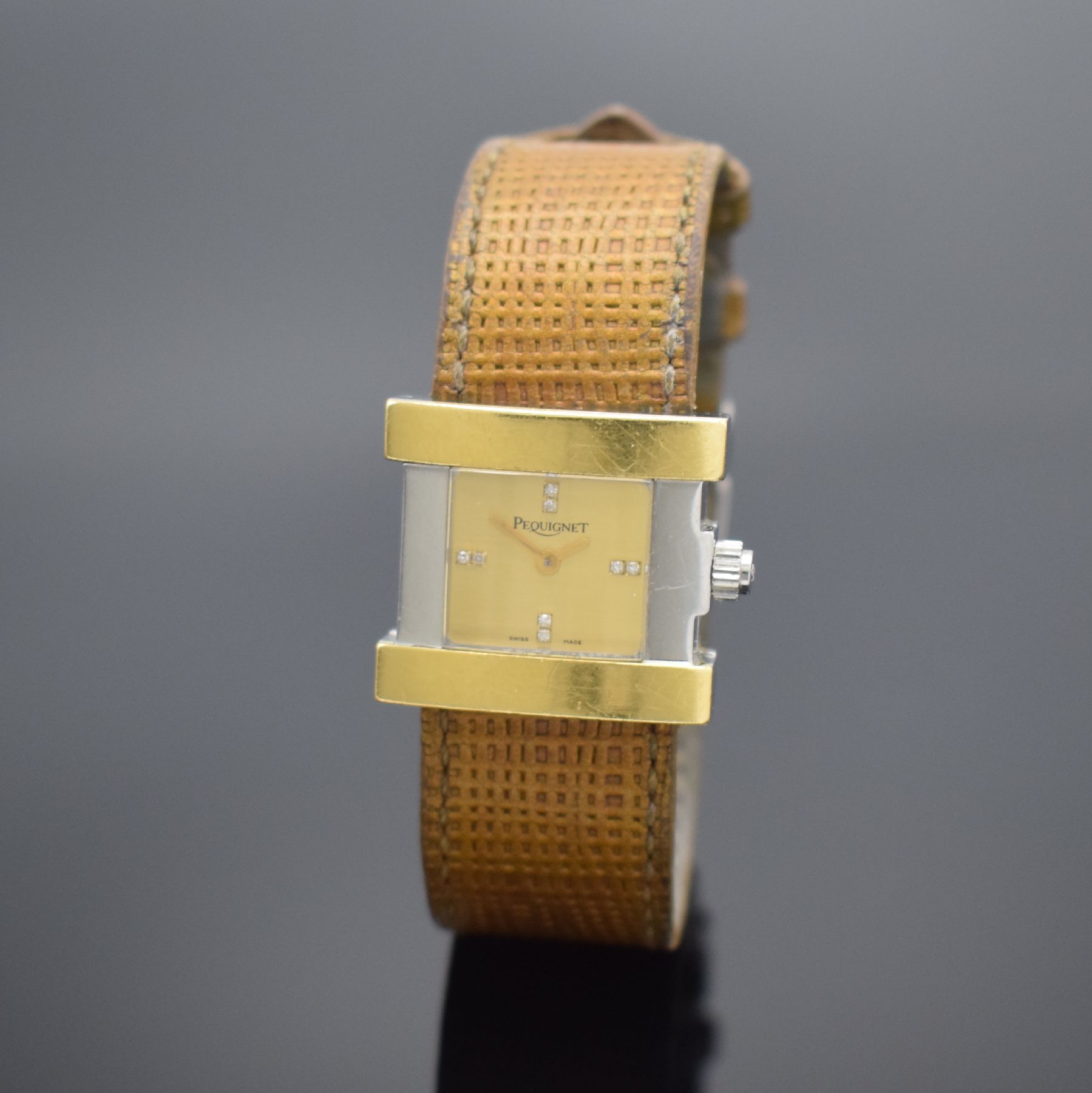 PEQUIGNET Sorella Damenarmbanduhr, Schweiz um 2004, quarz, Edelstahl/Gold komb., Boden 4 -fach verschr., gold. Zifferbl. m. aufges. Diamant-Ind., ...