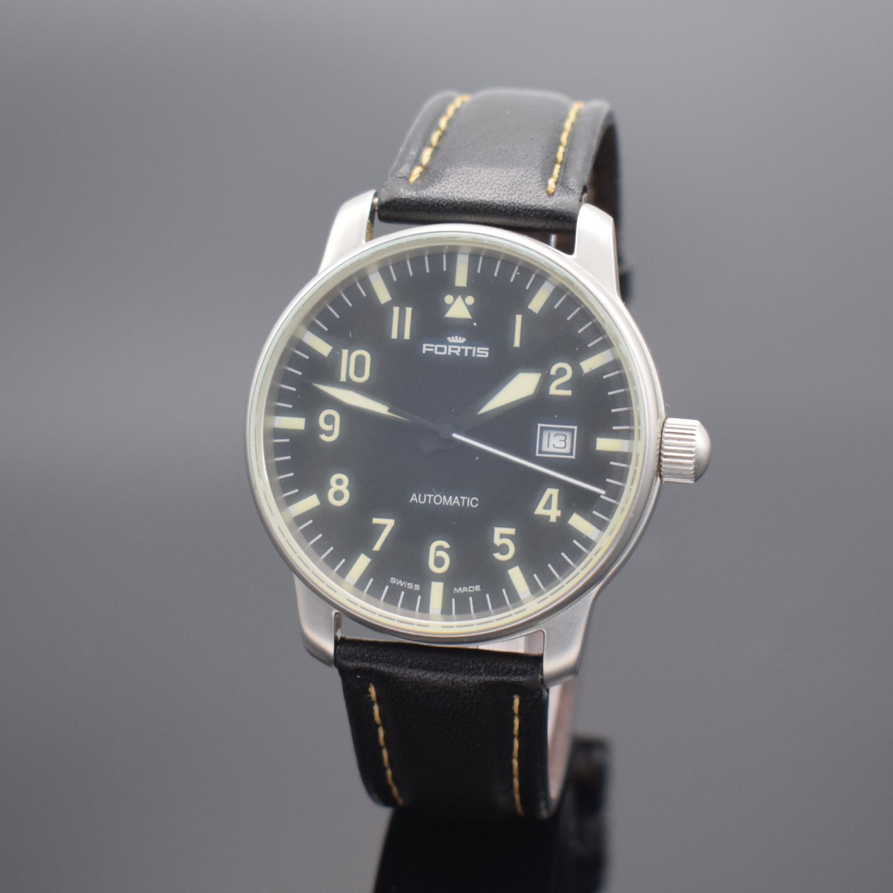 FORTIS Flieger-Herrenarmbanduhr, Automatik, Ref. 595.10.46, matt. Edelstahlgeh. inkl. Lederband m. orig. Dornschl., Boden & Krone verschr., ...