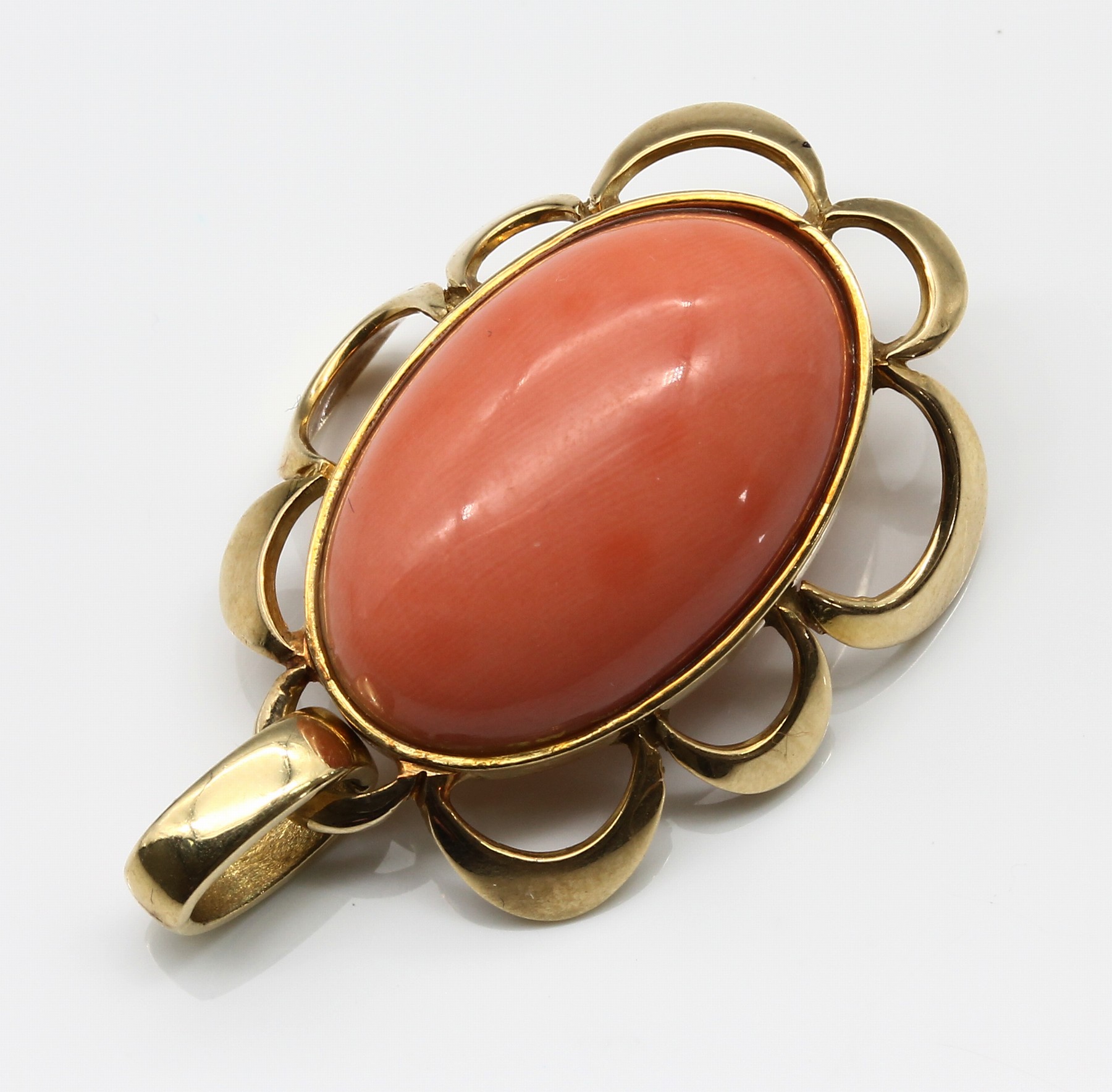 Detail a: 14 kt Gold Korallen-Anhänger, GG 585/000, großer Korallencabochon von guter Farbe, Gesamtl. ca. 3.5 cm, total ca. 7.3 g, Versand nur innerhalb der ...