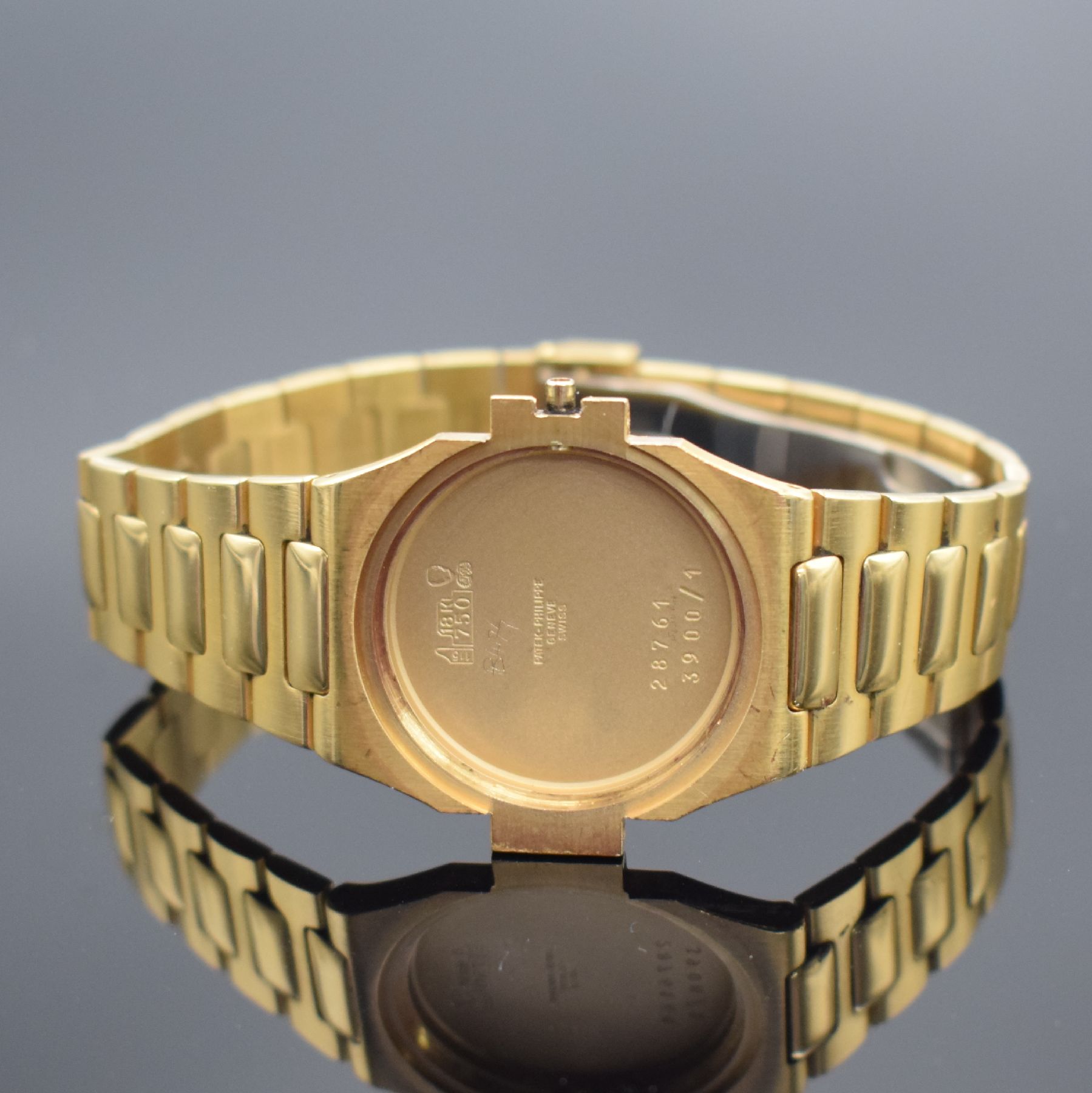 Detail h: PATEK PHILIPPE Nautilus feine und seltene Mediumarmbanduhr in GG 750/000 Ref. 3900/1, Design von Gerald Genta, quarz, 2-tlg. Gehäuse seitlich über ...