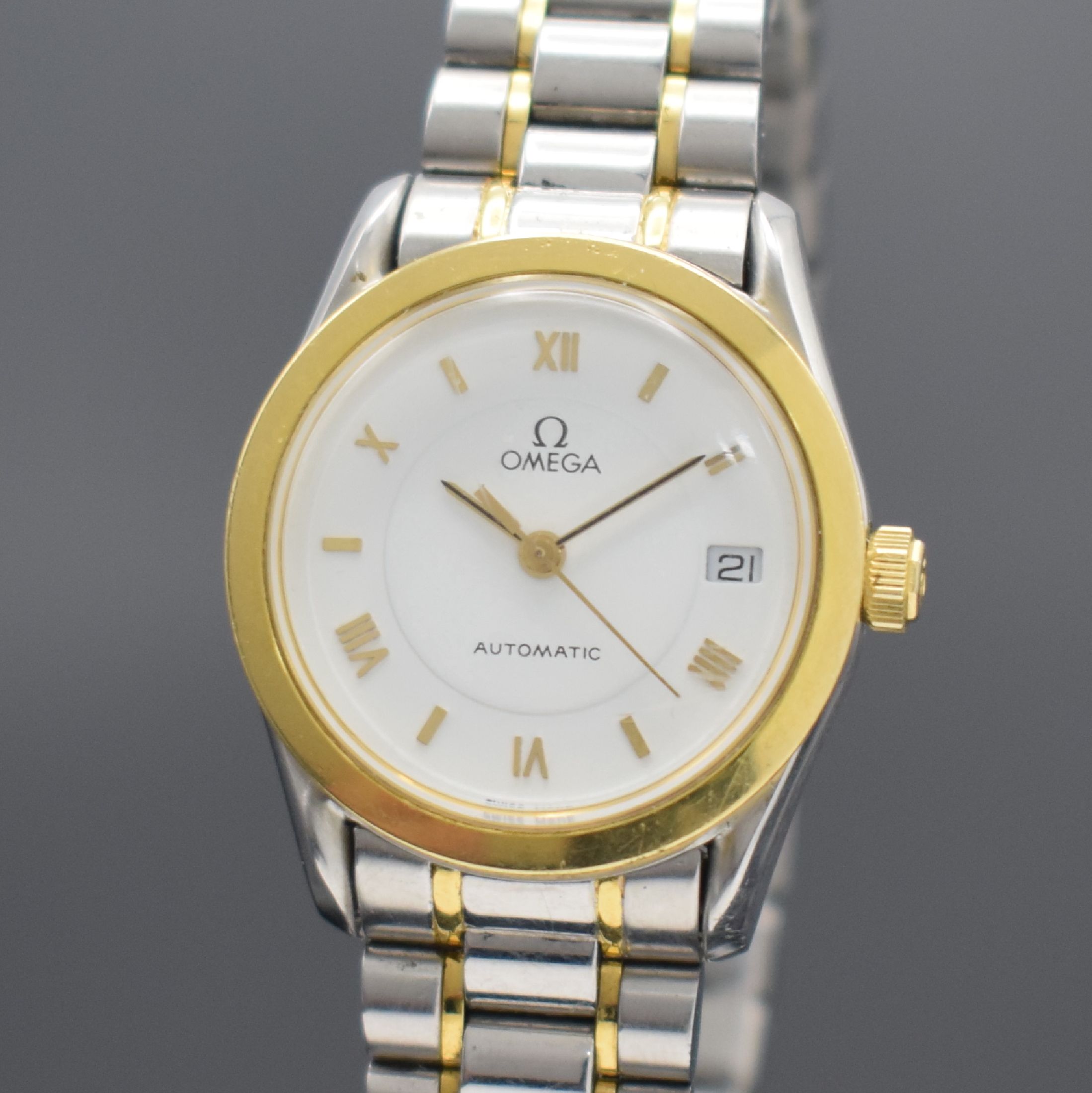 Detail a: OMEGA Classic Damenarmbanduhr in Stahl/Gold, Schweiz um 1990, Automatik, Ref. 566 0285, Boden aufgedr., orig. Gliederband m. Faltschl., weißes ...