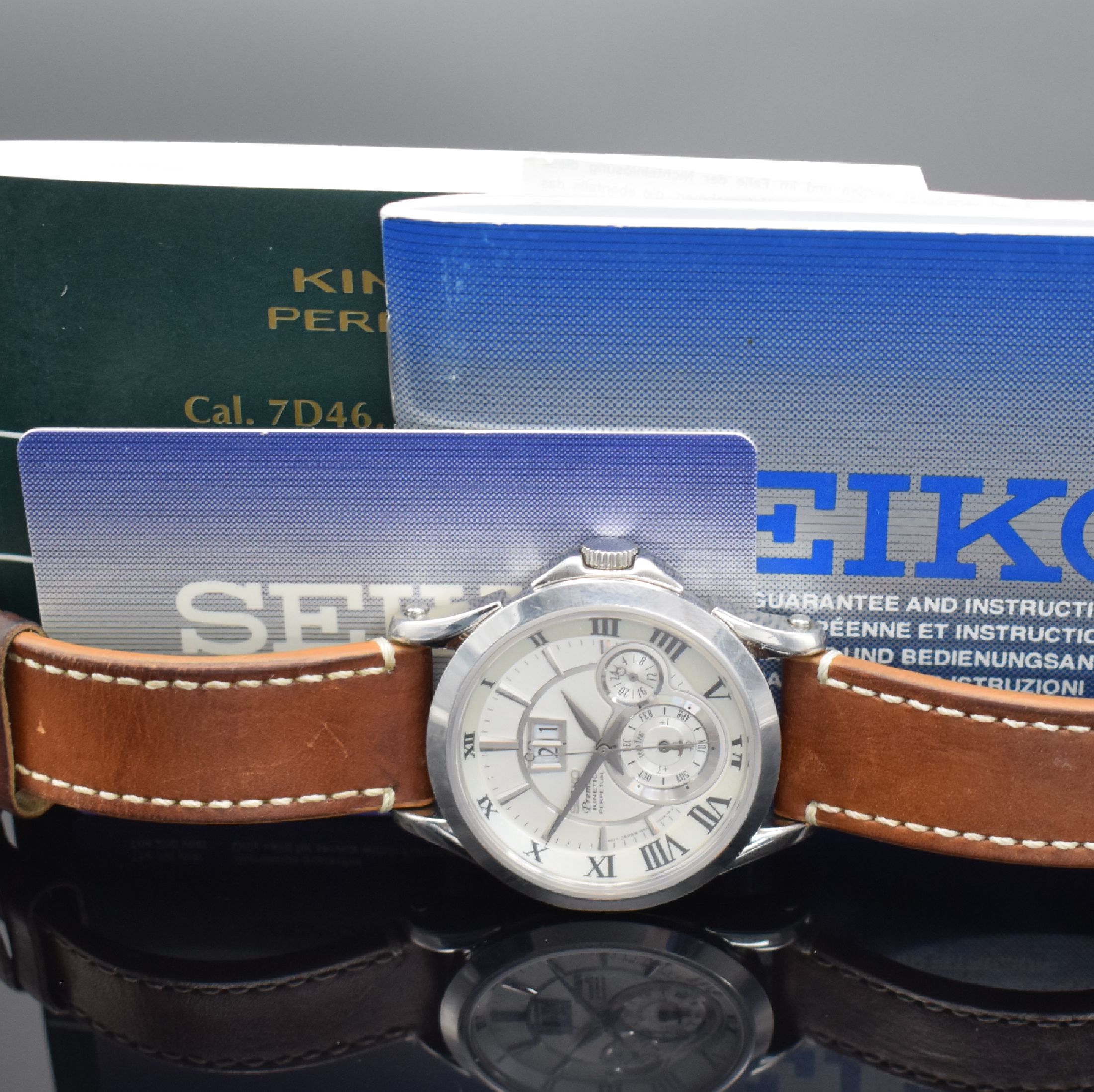 Detail f: SEIKO Premier Kinetic Perpetual Herrenarmbanduhr mit ewigem Kalender, Japan gek. lt. beil. Pap. 12/2012, quarz m. Generator-Prinzip, Ref. 7D56-0AA0, ...
