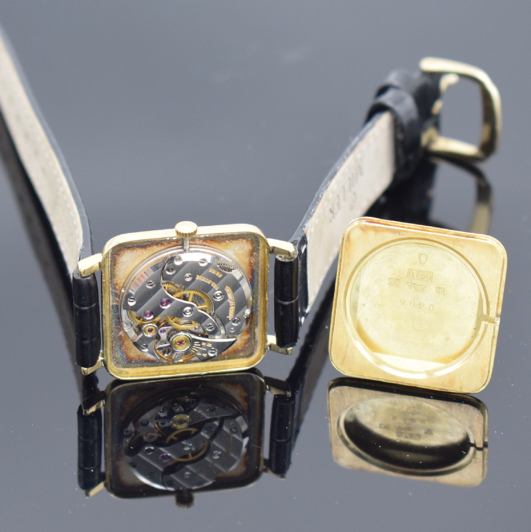 Detail f: Jaeger-LeCoultre quadratische Armbanduhr in GG 750/000, Schweiz um 1965, Handaufzug, gedr. Geh., silb. Zifferbl. m. röm. Zahlen dell., orig. Zeiger, ...