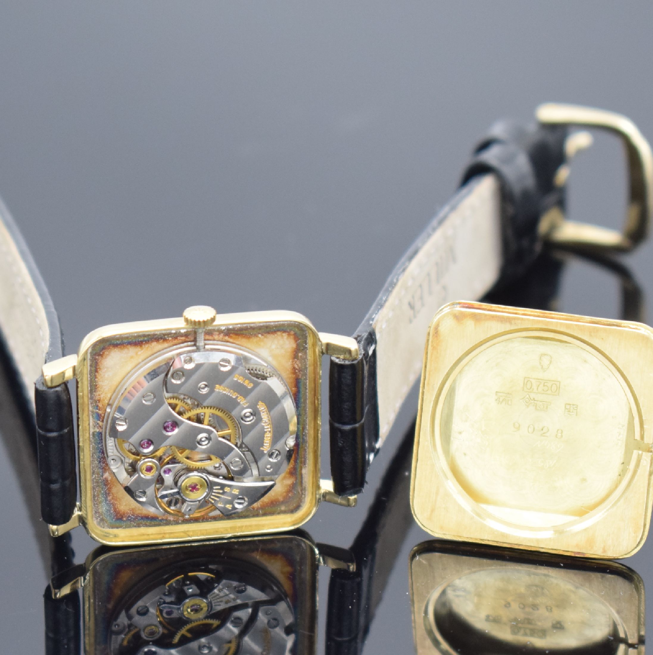 Detail g: Jaeger-LeCoultre quadratische Armbanduhr in GG 750/000, Schweiz um 1965, Handaufzug, gedr. Geh., silb. Zifferbl. m. röm. Zahlen dell., orig. Zeiger, ...