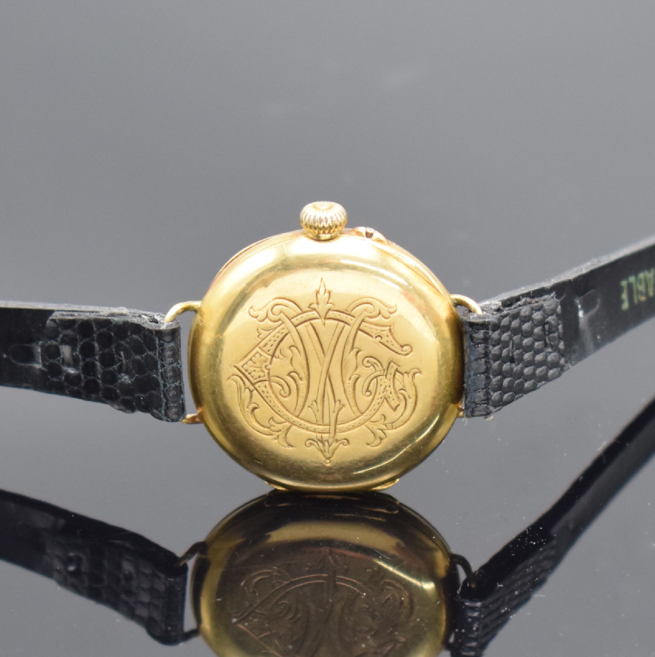 Detail b: PATEK PHILIPPE frühe Damenarmbanduhr in GG 750/000, Schweiz um 1915, Handaufzug, Scharniergeh. m. Drahtanstößen, Drücker f. Zeigerstellung b. 2, ...