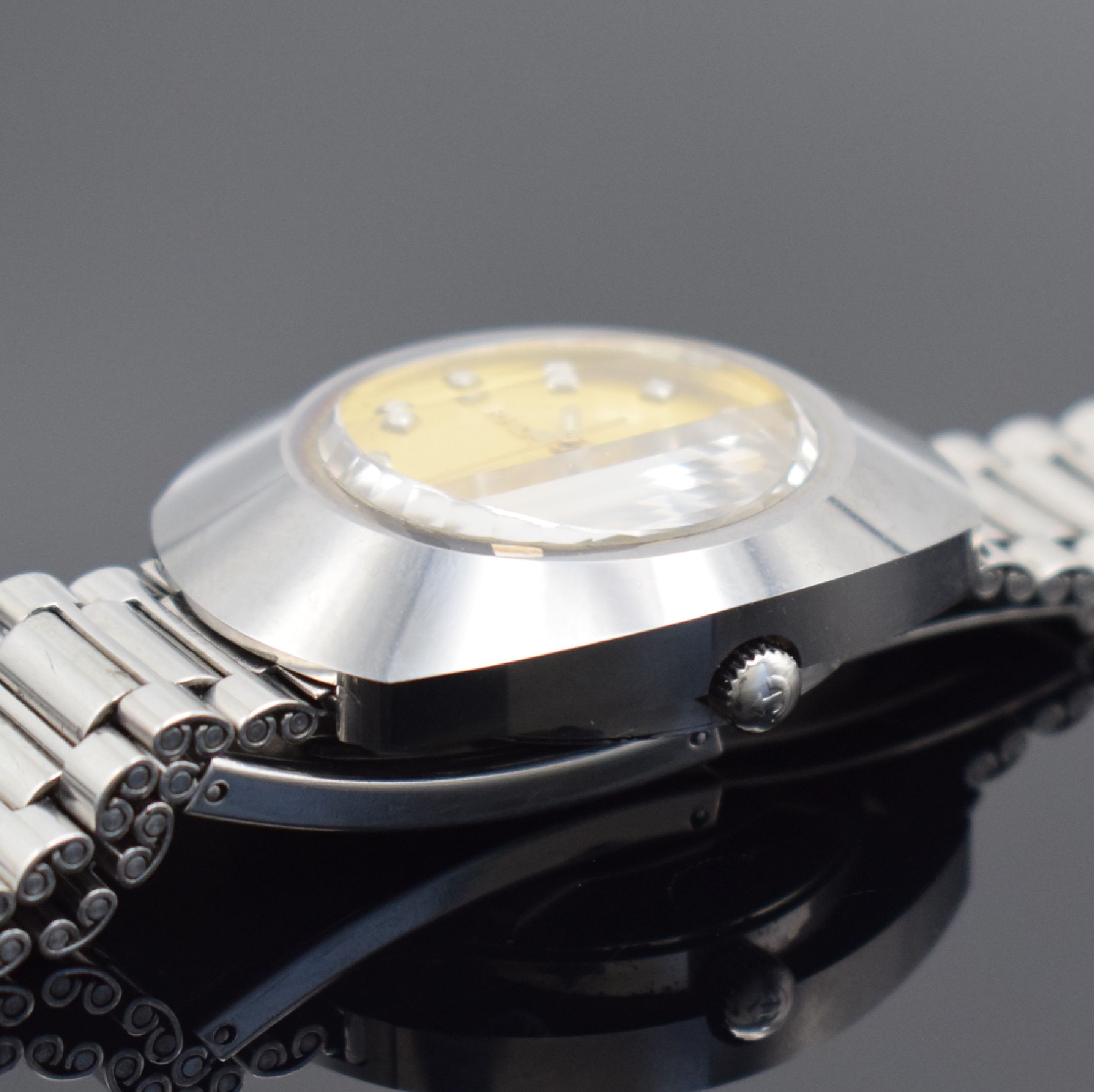 Detail c: RADO Diastar Herrenarmbanduhr in Stahl, Schweiz verk. lt. beil. Garantiekarte 06/1975, Automatik, Ref. 8-625.0008.3, Boden verschr., orig. Stahlband ...