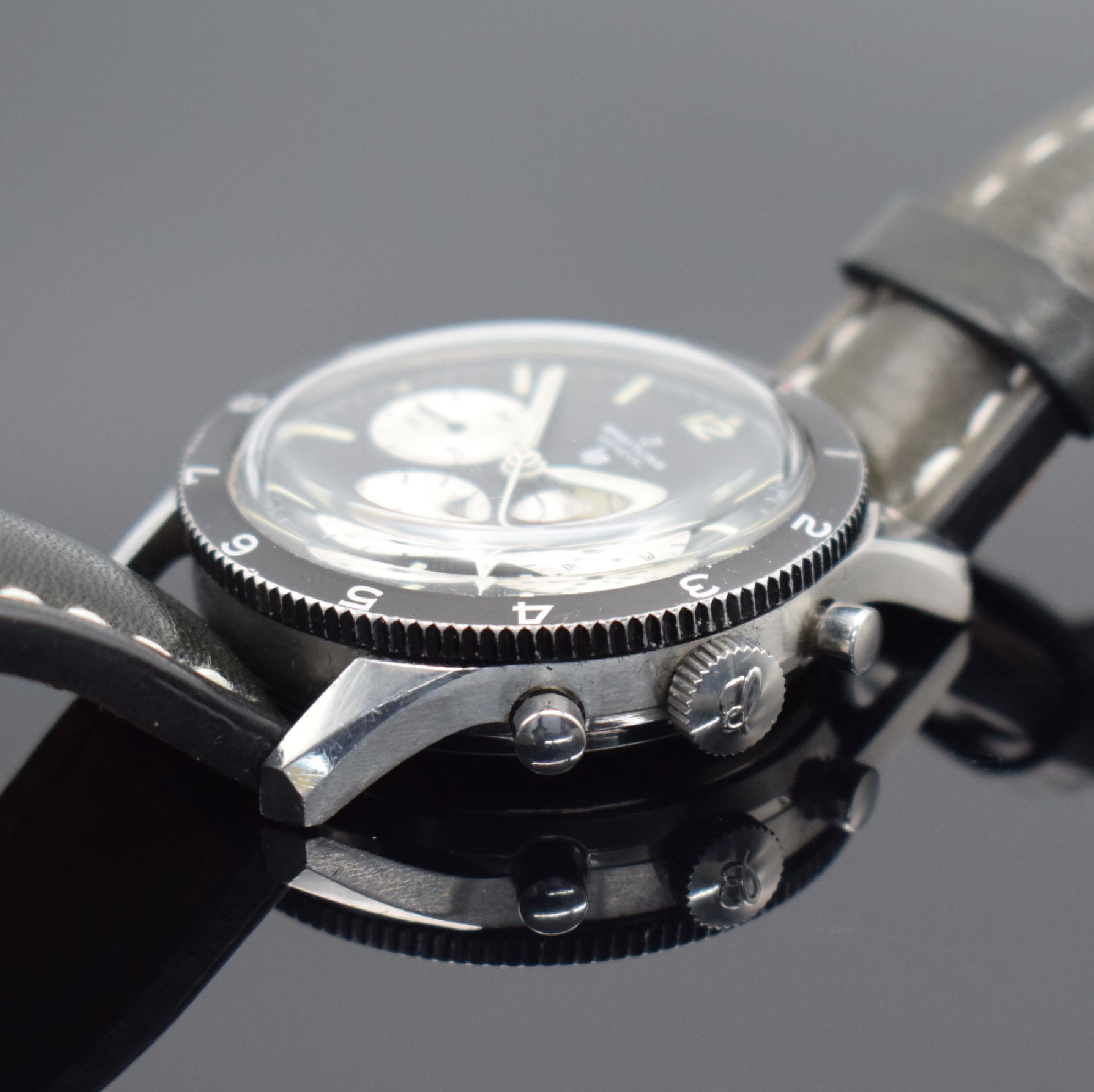 Detail d: BREITLING / LIP seltener Schaltradchronograph Co-Pilot Referenz 765 CP, Schweiz um 1966, Handaufzug, Edelstahlgeh., Boden verschr., modernes ...