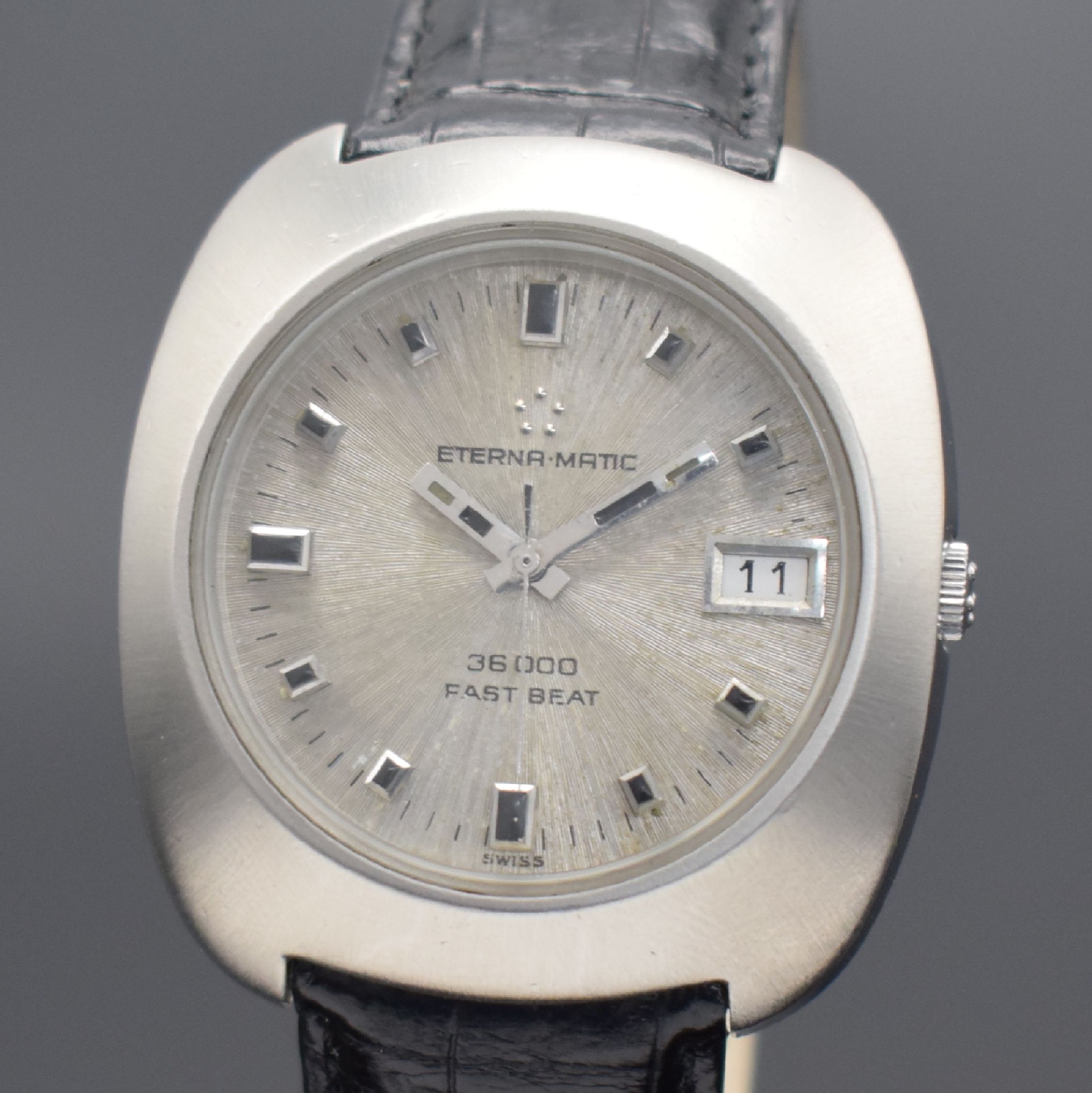 Detail a: ETERNA-MATIC 36000 Fast Beat Herrenarmbanduhr in Stahl, Schweiz um 1975, Automatik, matt. Edelstahlgeh., Boden verschr., silb. Zifferbl. m. ...