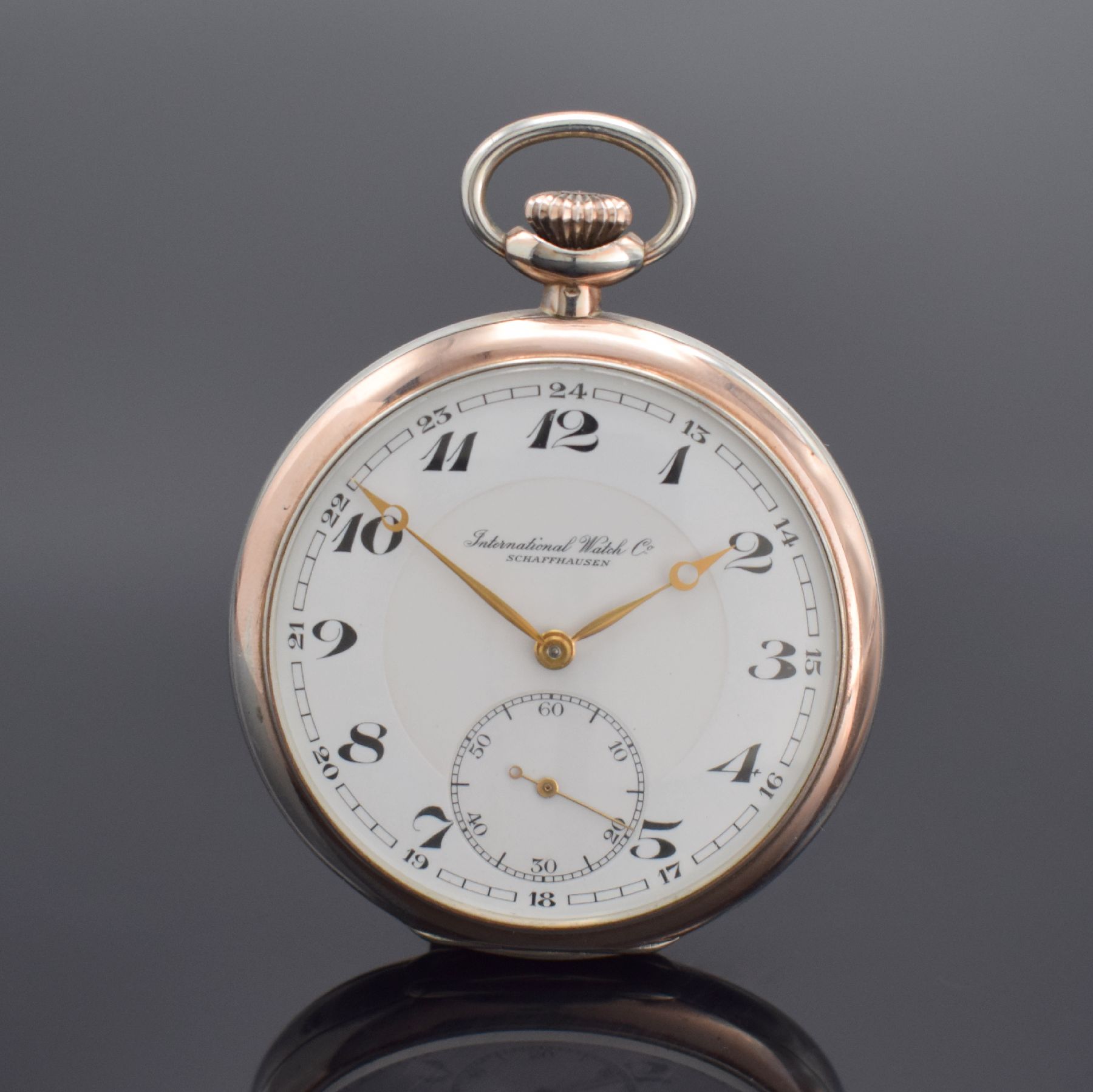 IWC Kaliber 67 offene Taschenuhr in Silber, Schweiz um 1936, guill. Geh. m. verg. Rändern berieb., signierte Emailzifferbl. m. Breguet- Zahlen & ...
