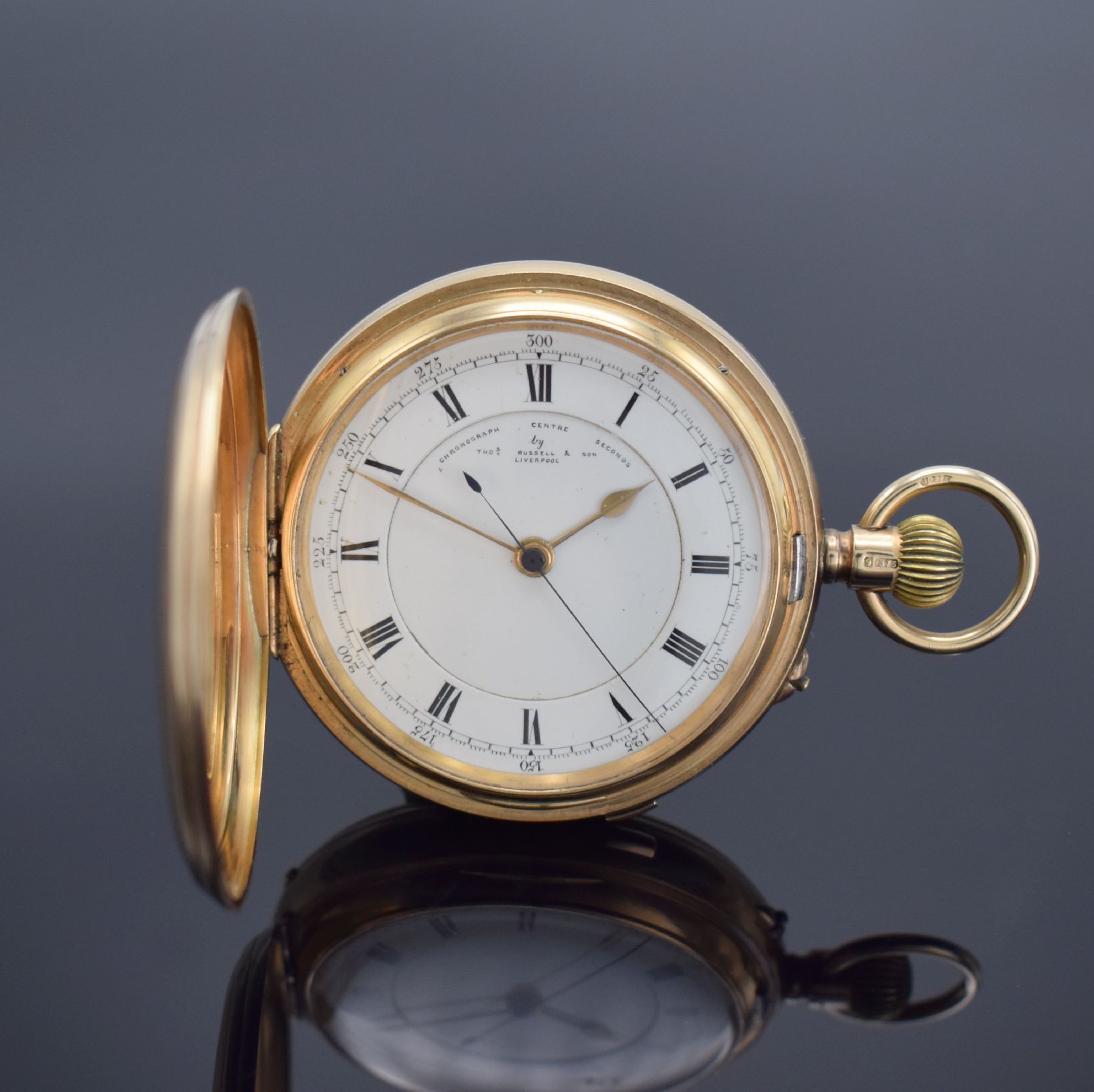 Th. RUSSEL Chronograph Centre Seconds große Herrensavonette in RG 375/000, England/ Schweiz lt. Hallmark Chester 1913, glattes 3- Deckel Goldgeh. ...