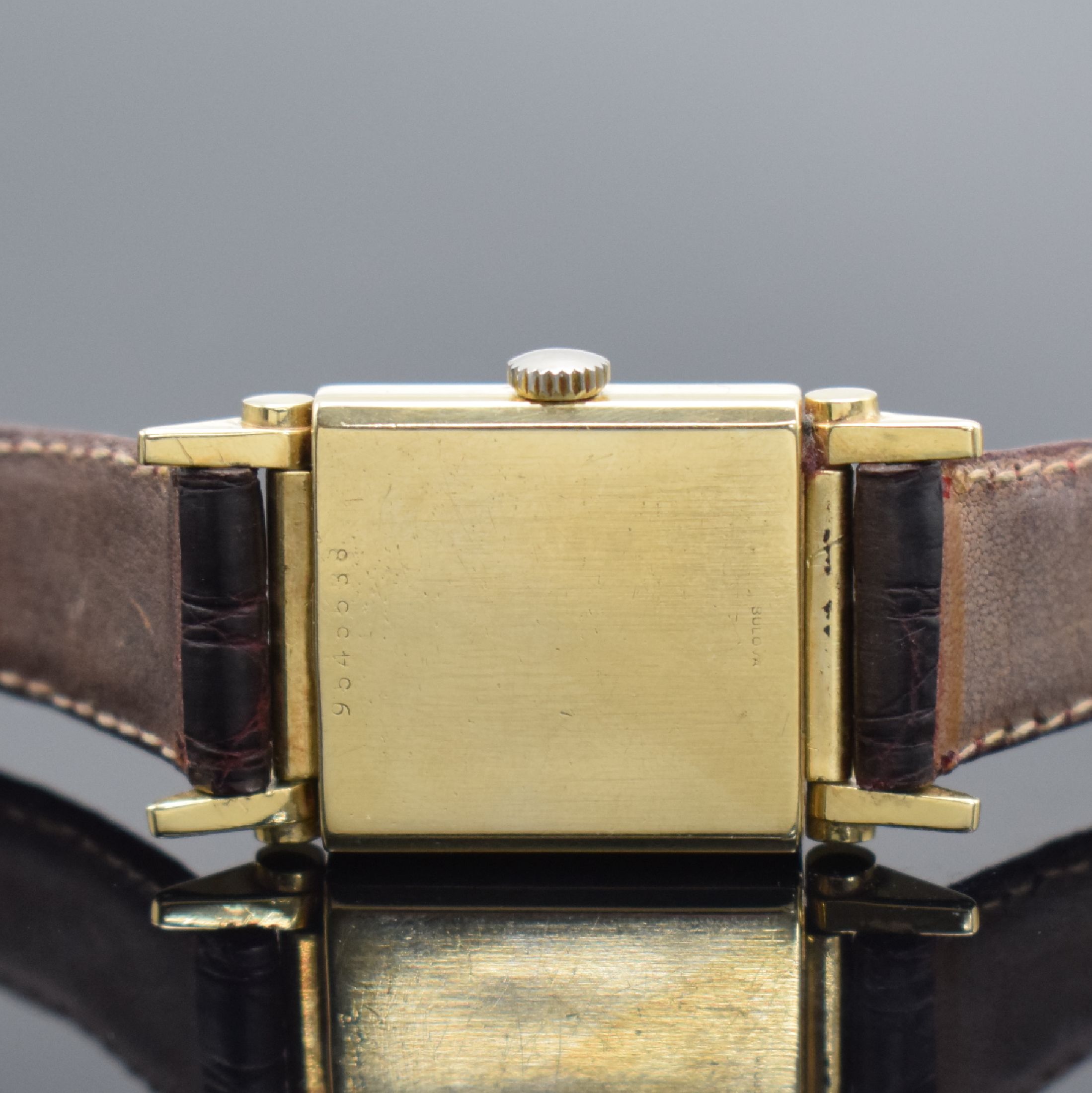 Detail c: BULOVA Armbanduhr in GG 585/000, USA um 1941, Handaufzug, 2-tlg. Geh., Boden aufgedr., bewegl. Bandanst., silb. Zifferbl. m. aufgel. Std.-Ind. & 3 ...