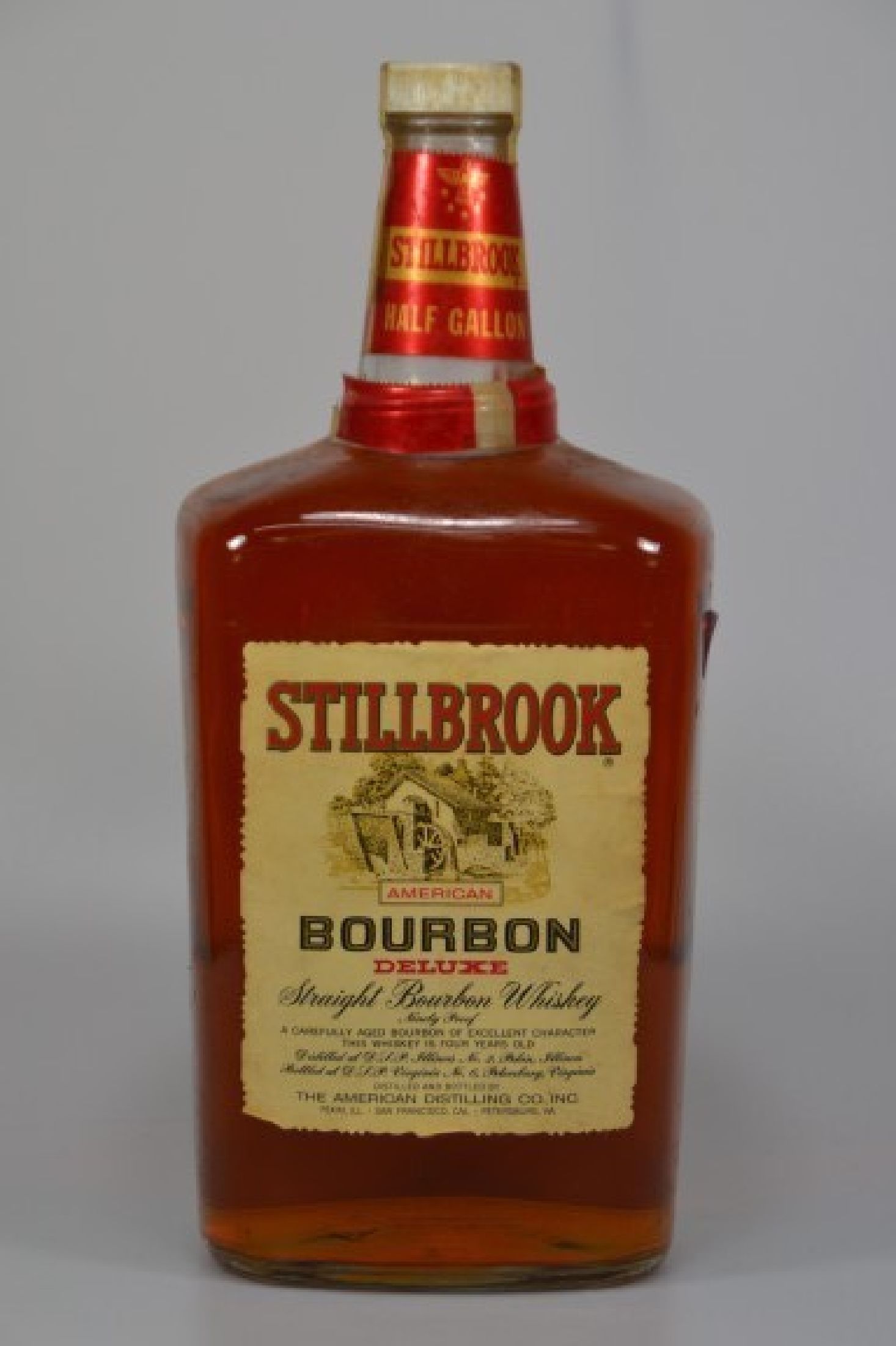 1 Flasche, Stillbrook Bourbon Deluxe, Mitte 20Jh., destilliert u. abgefüllt durch The American Destilling Company, 4 Jahre gereift, 1/2 Gallone (ca. ...