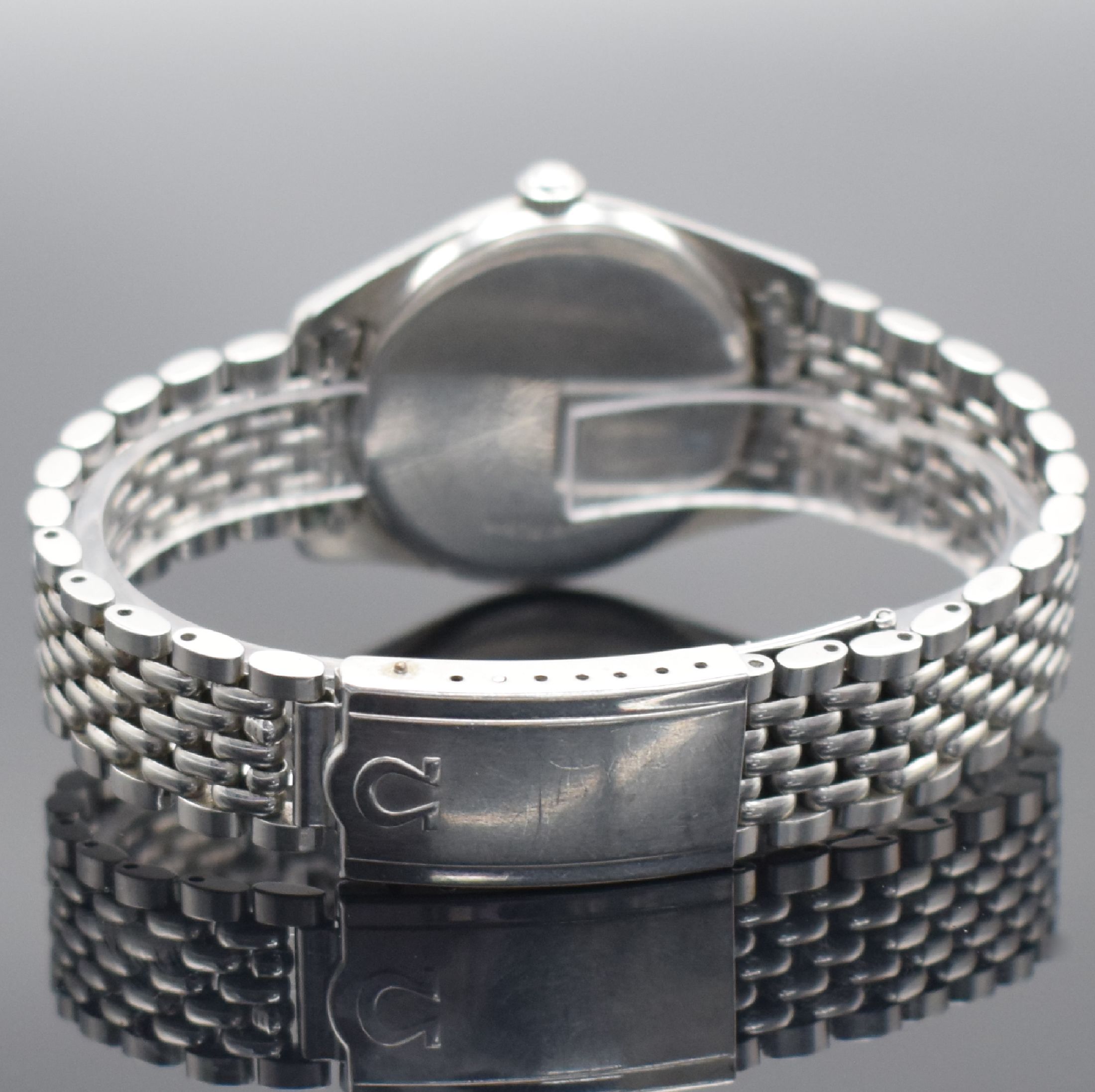 Detail d: OMEGA Ranchero Referenz 2990 seltene unpolierte Herrenarmbanduhr in Stahl, Schweiz um 1960, Handaufzug, 2 tlg. Geh., Boden aufgedr., orig. Krone & ...