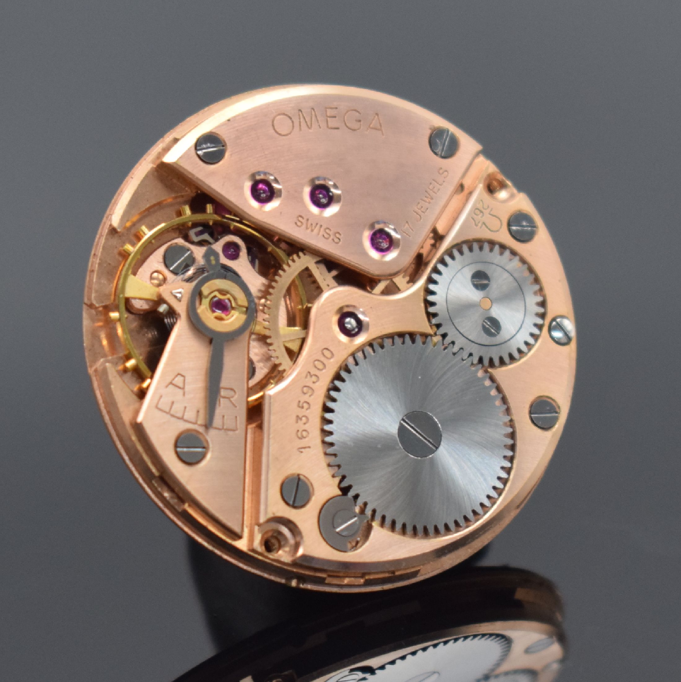 Detail l: OMEGA Ranchero Referenz 2990 seltene unpolierte Herrenarmbanduhr in Stahl, Schweiz um 1960, Handaufzug, 2 tlg. Geh., Boden aufgedr., orig. Krone & ...