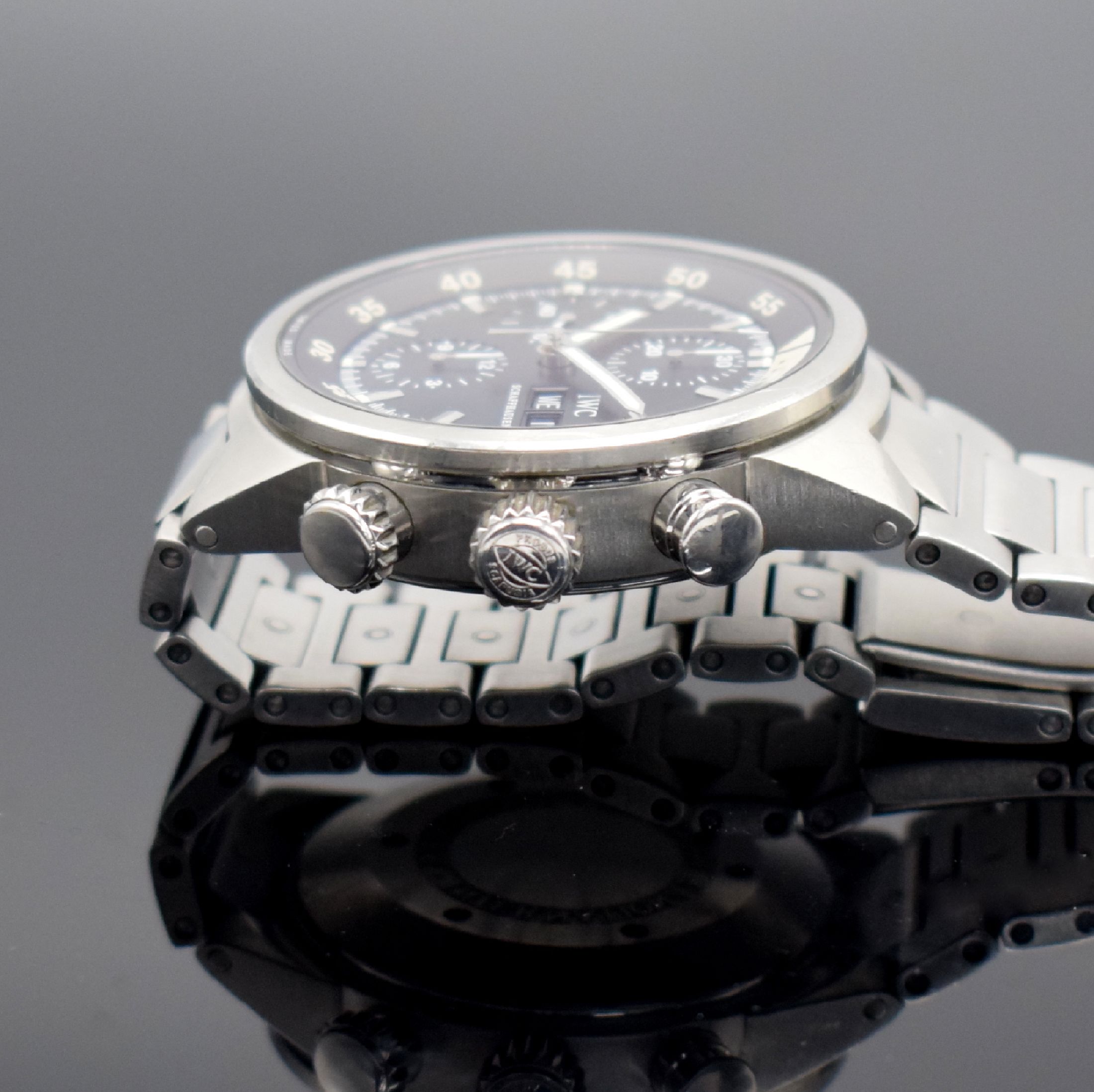Detail e: IWC Aquatimer Herrenarmbanduhr mit Chronograph Referenz 3719, Schweiz 11/2007 lt. beil. Garantiekarte, Automatik, verschr. Gehäuse in Stahl inkl. ...