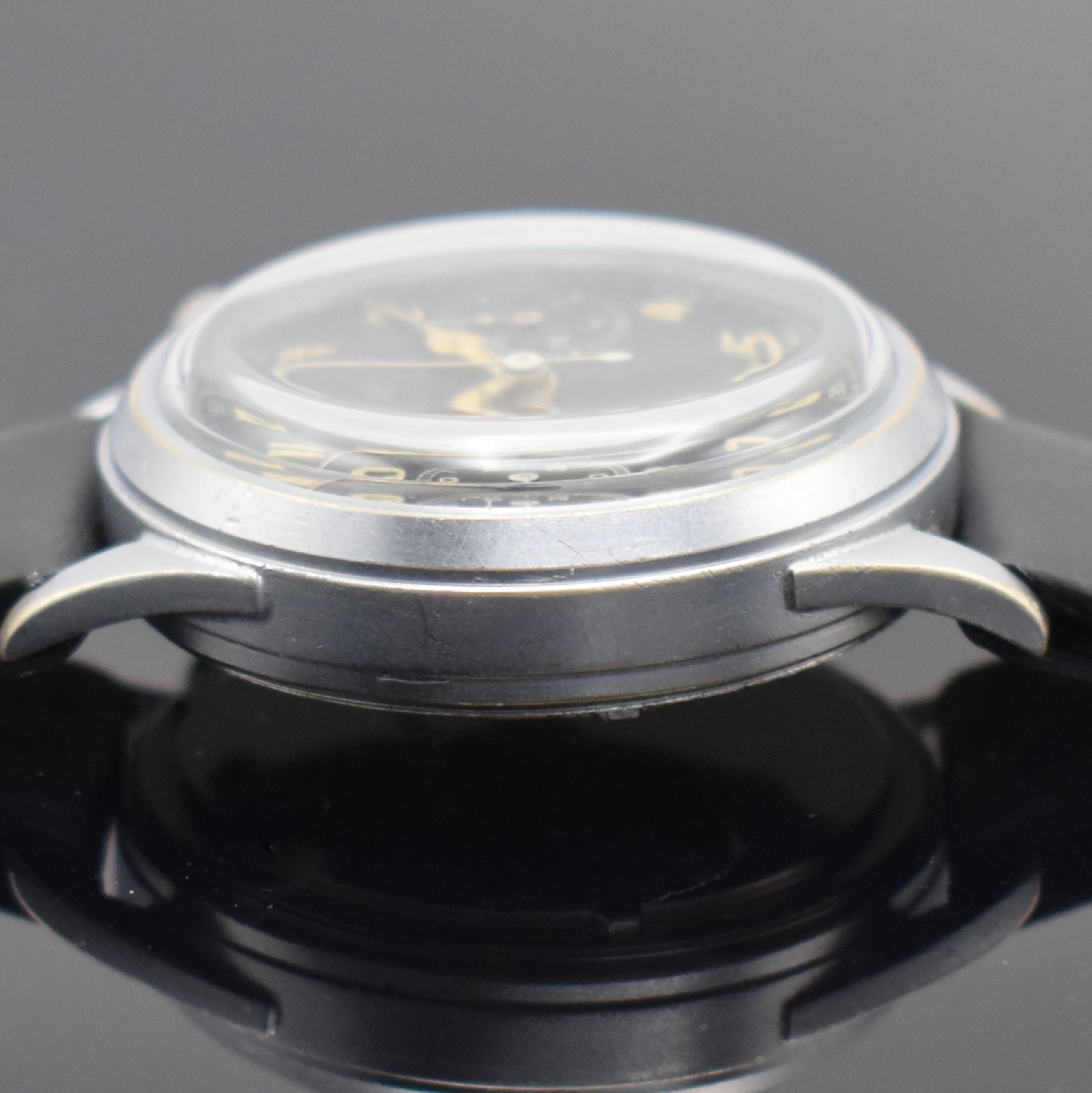 Detail c: HANHART WK 2 Flieger-Schaltradchronograph mit Flyback, Deutschland um 1944, Handaufzug, verchr. Nickelgeh. ohne Drehlünette, verschr. Stahlboden, ...