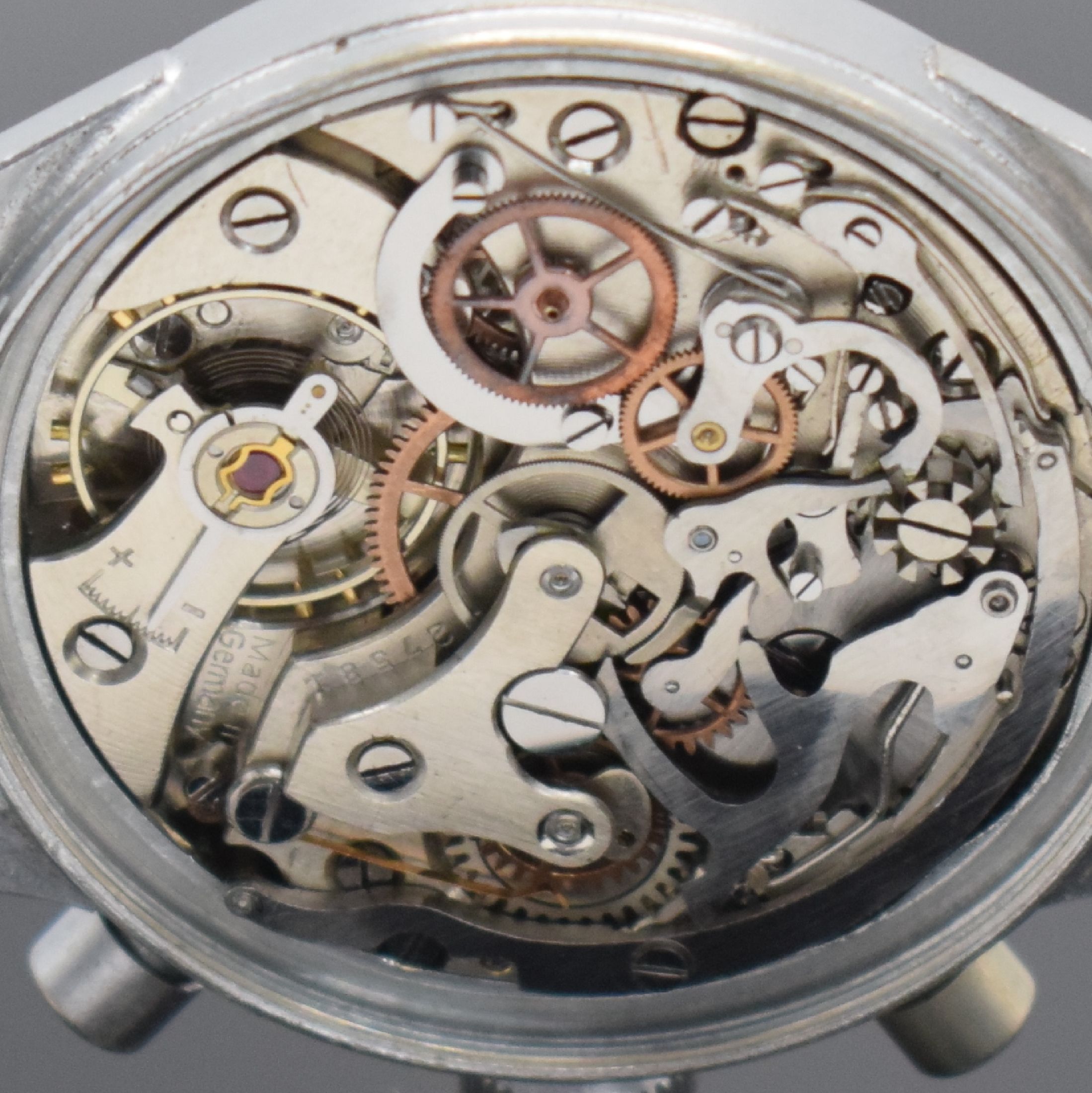 Detail h: HANHART WK 2 Flieger-Schaltradchronograph mit Flyback, Deutschland um 1944, Handaufzug, verchr. Nickelgeh. ohne Drehlünette, verschr. Stahlboden, ...